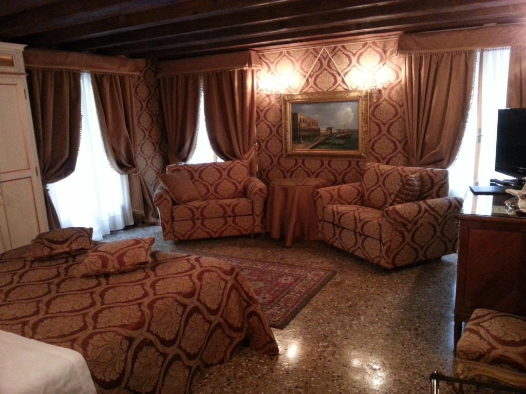 هتل Palazzo Abadessa ونیز