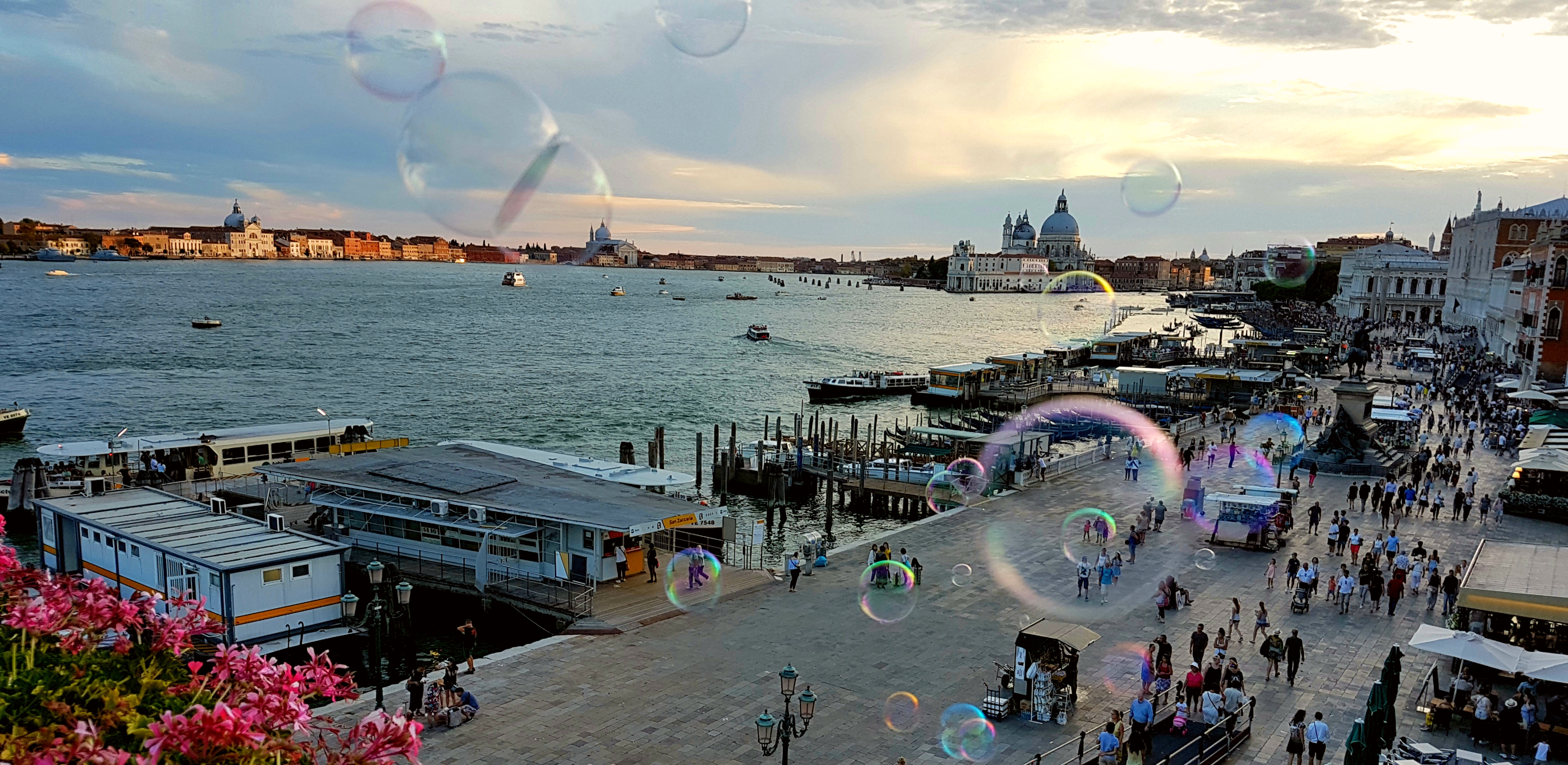 Alibaba https://cdn.alibaba.ir/ostorage/hotel/images/D2A12EA7/49F3C4A41C4E0C3FB9F77435FB2239DE.jpg