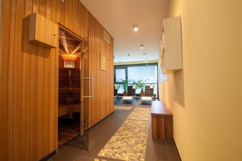 هتل NOVINA HOTEL Tillypark نورمبرگ