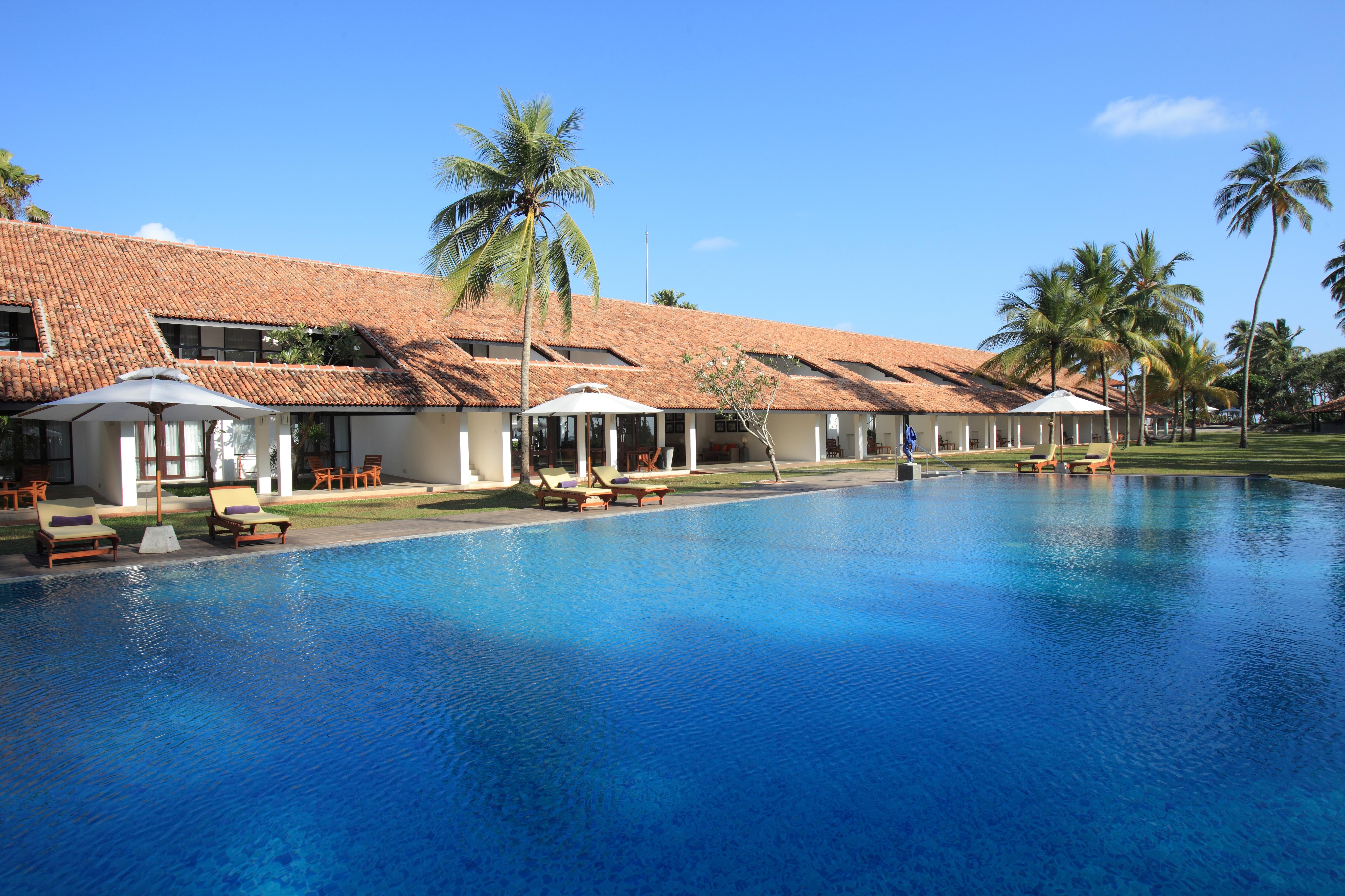 هتل Avani Bentota Resort & Spa بنتوتا