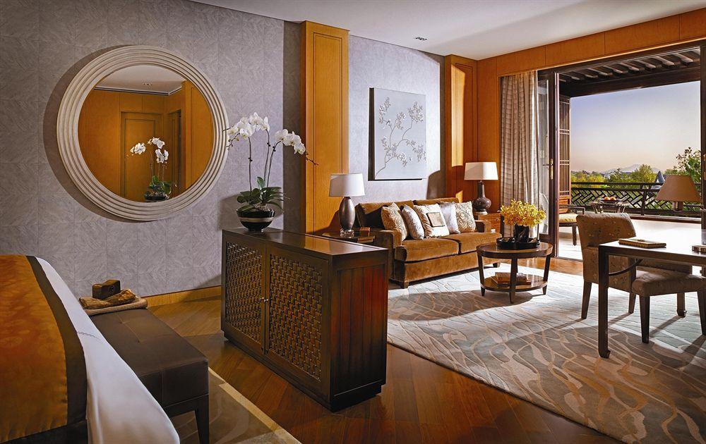 هتل Four Seasons Hangzhou at West Lake Hangzhou