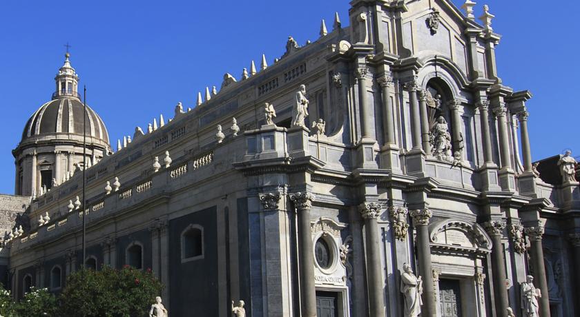 Alibaba https://cdn.alibaba.ir/ostorage/hotel/images/D52F5529/3BAF4D06A9886D693EB33C41AAC955AF.jpg