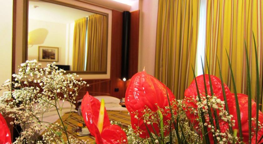 هتل iH Hotels Milano St. John Sesto San Giovanni