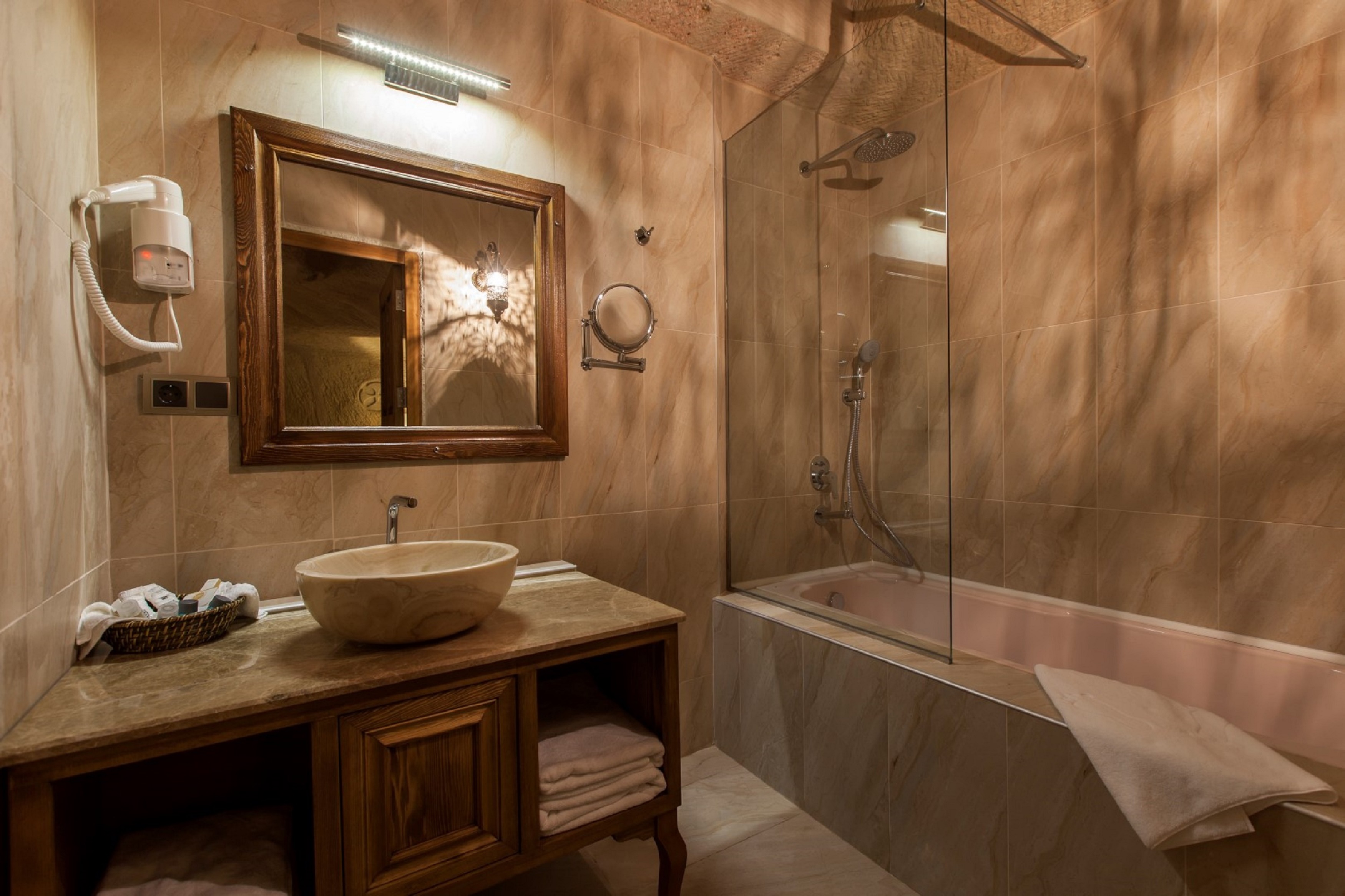 تصاویر Hotel Utopia Cave Cappadocia