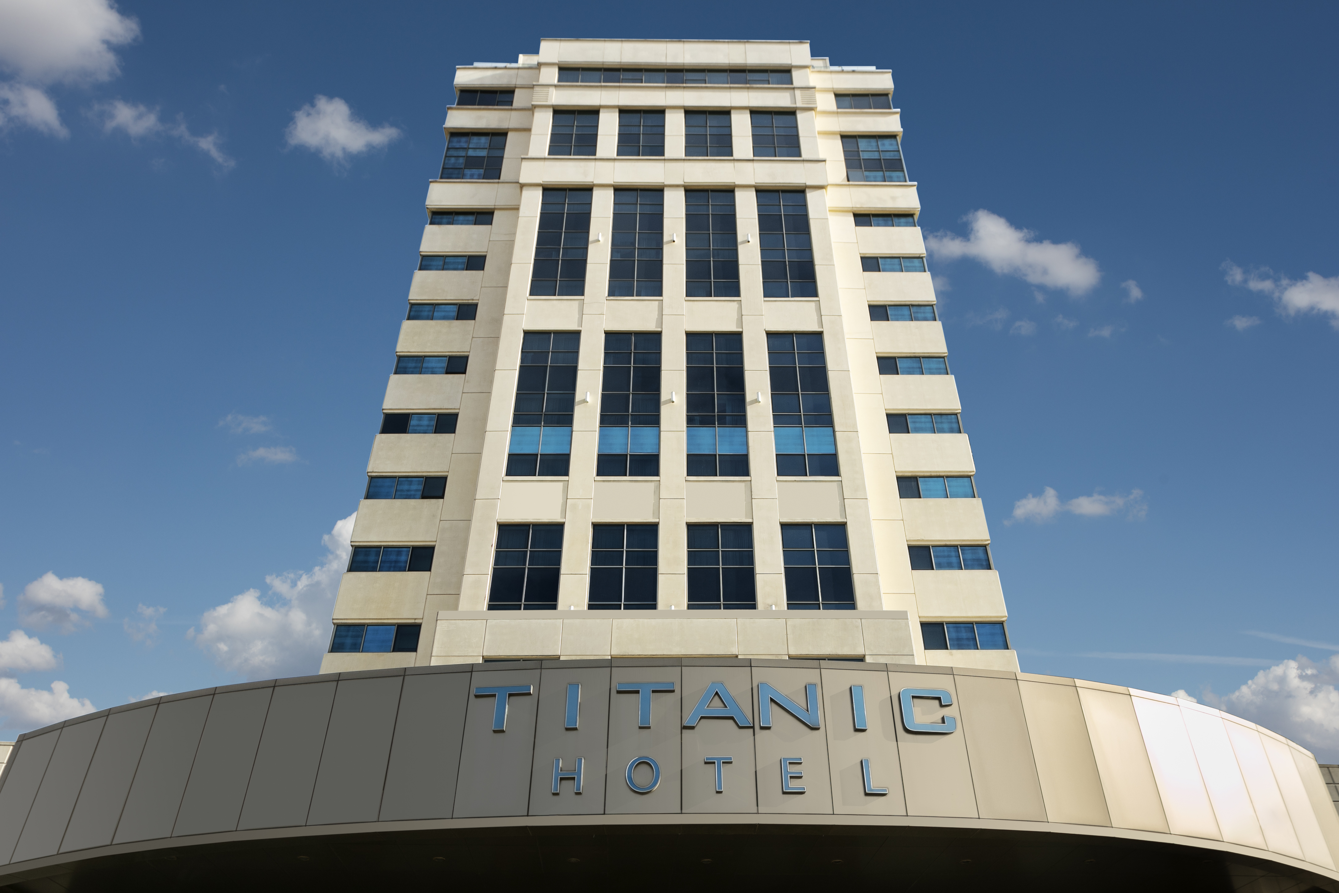 هتل تایتانیک بیزنس کارتال استانبول