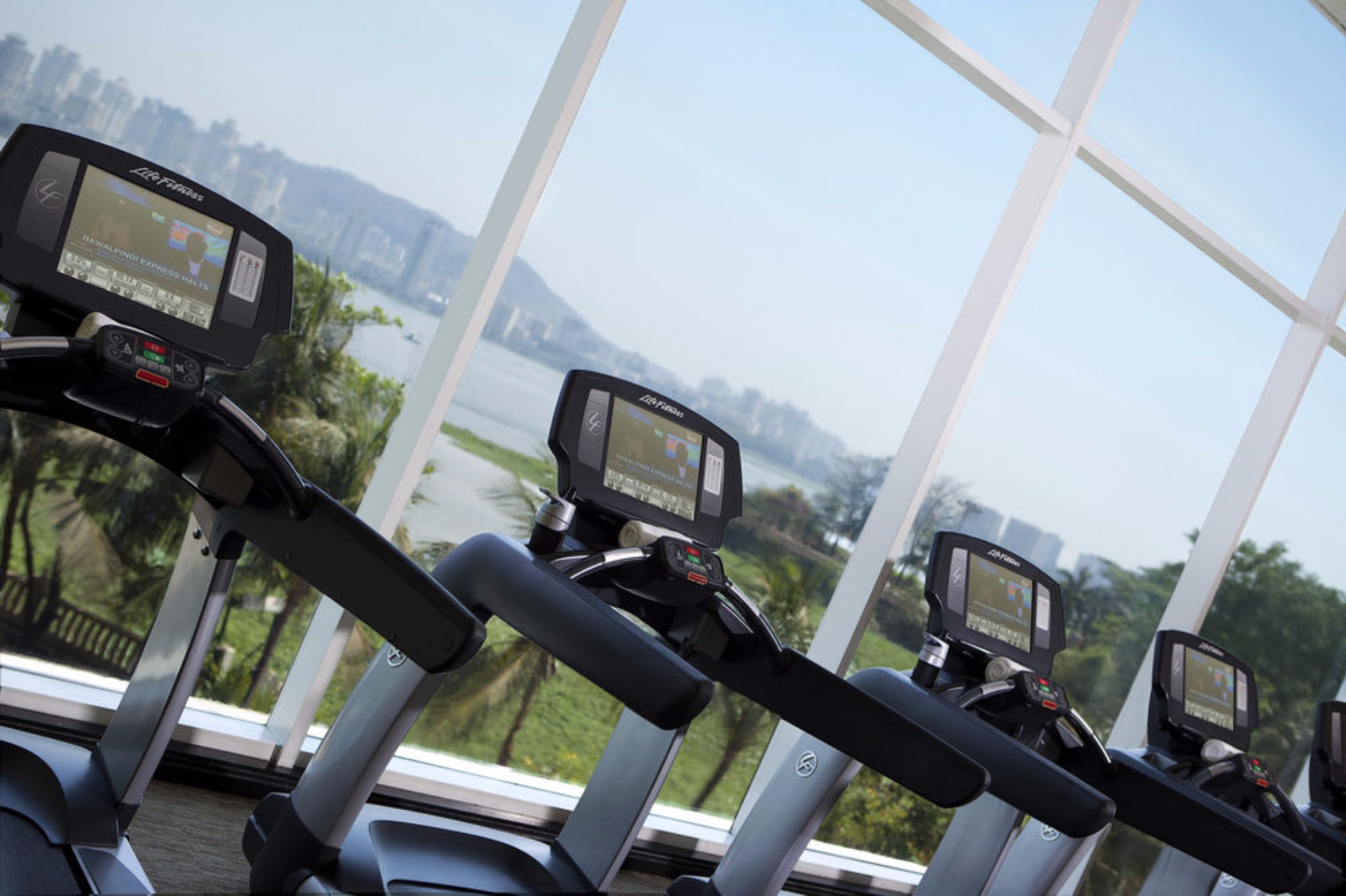 هتل Marriott Executive Apartments Lakeside Chalet Bombay/Mumbai