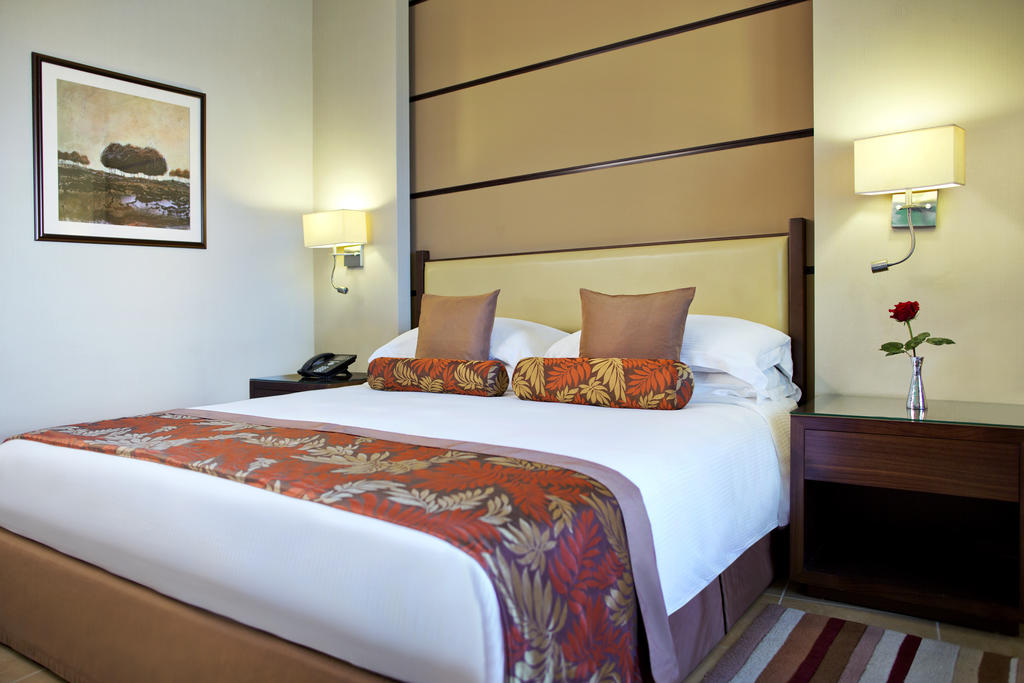 هتل Khalidiya Palace Rayhaan by Rotana ابوظبی