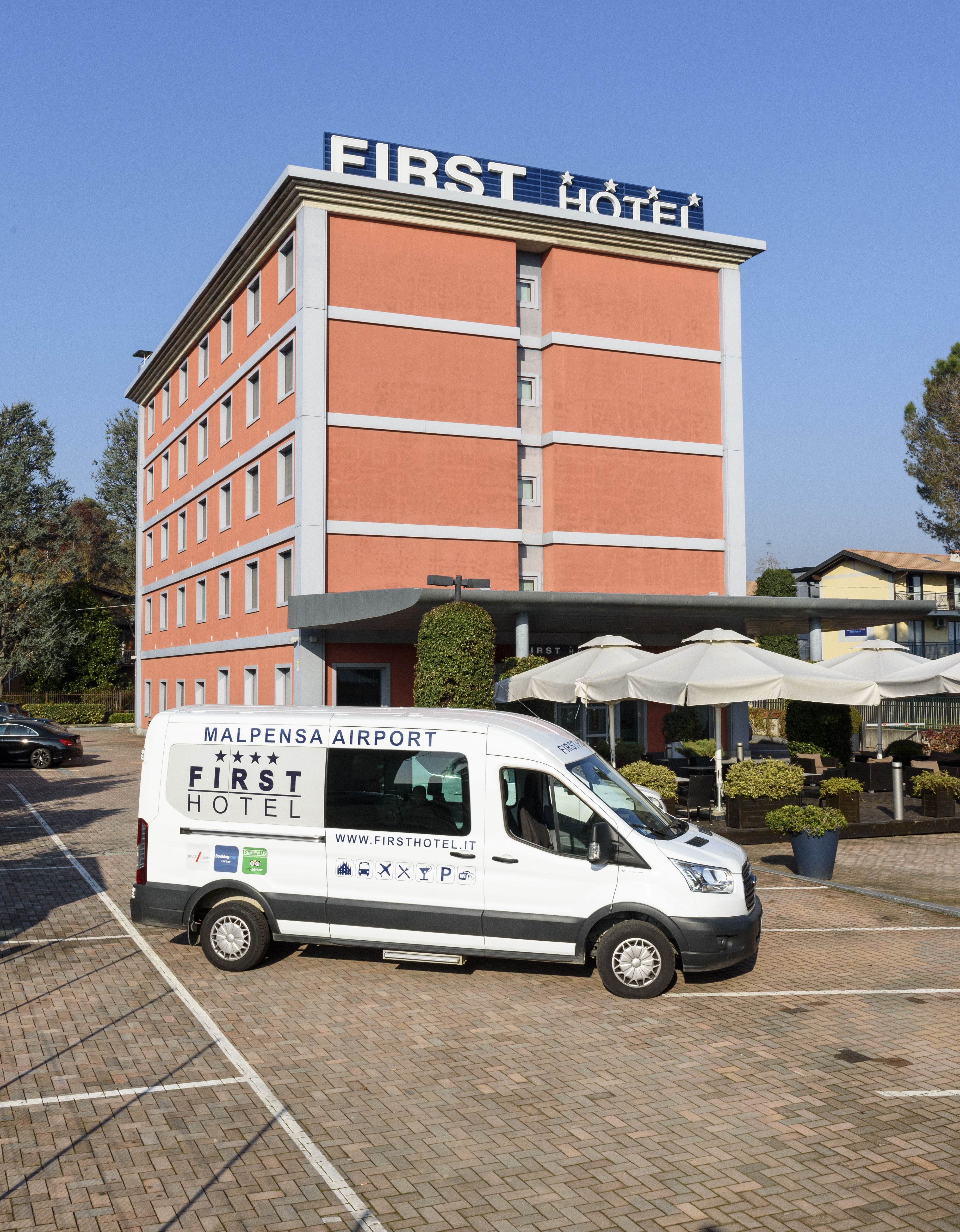 هتل First Hotel Milan Malpensa Airport Somma Lombardo