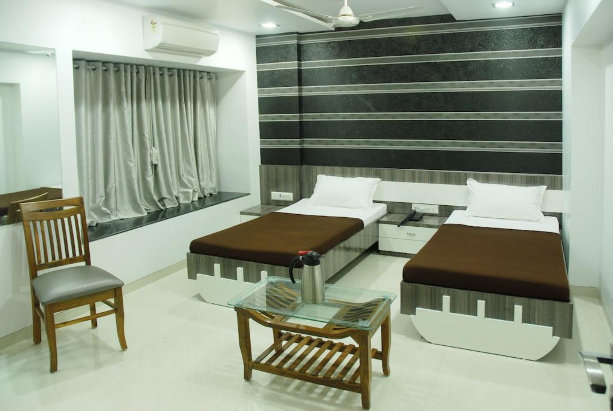 هتل Hotel City View Navi Mumbai