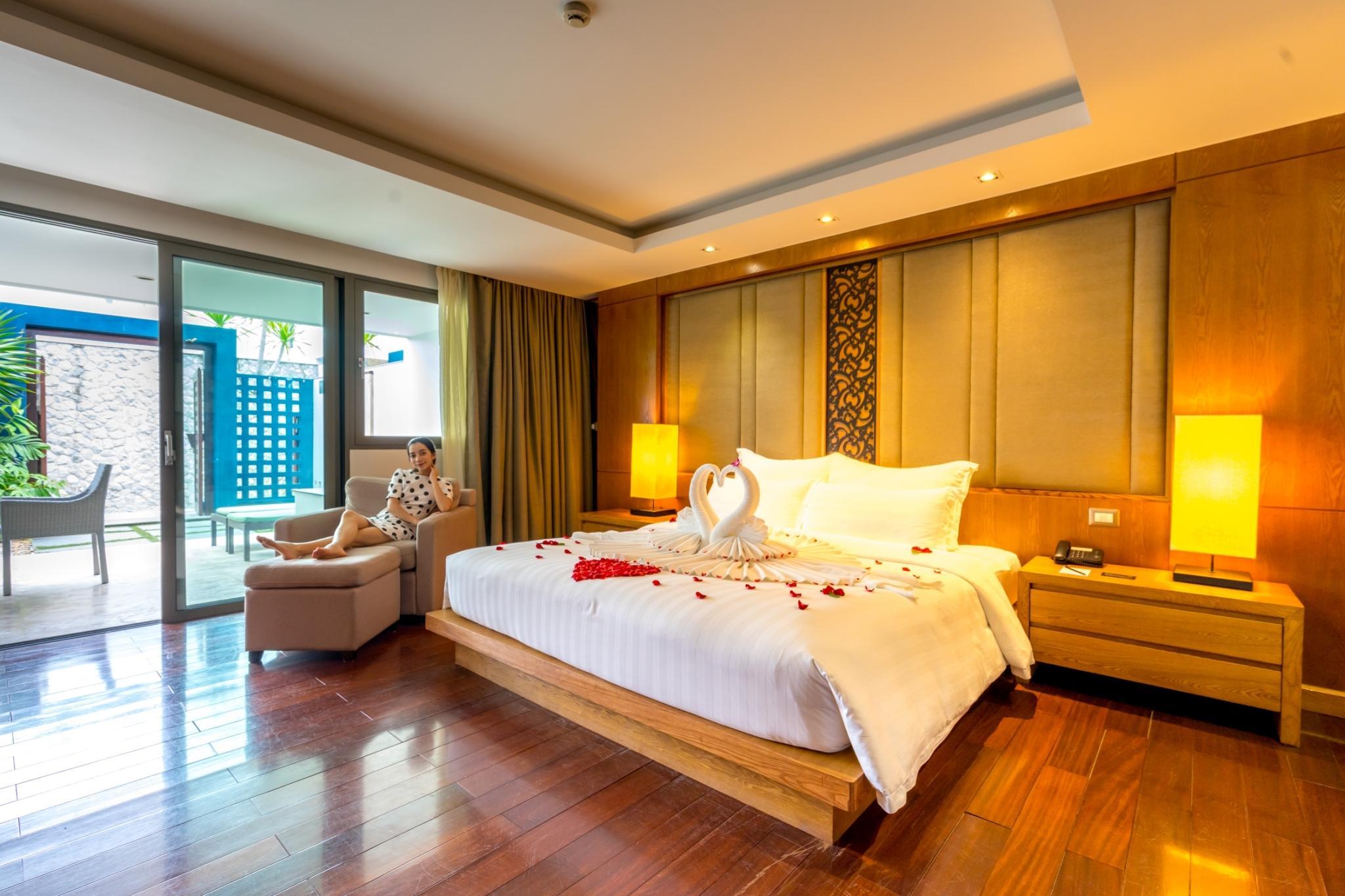 تصاویر Hotel The Nchantra Pool Suite Phuket