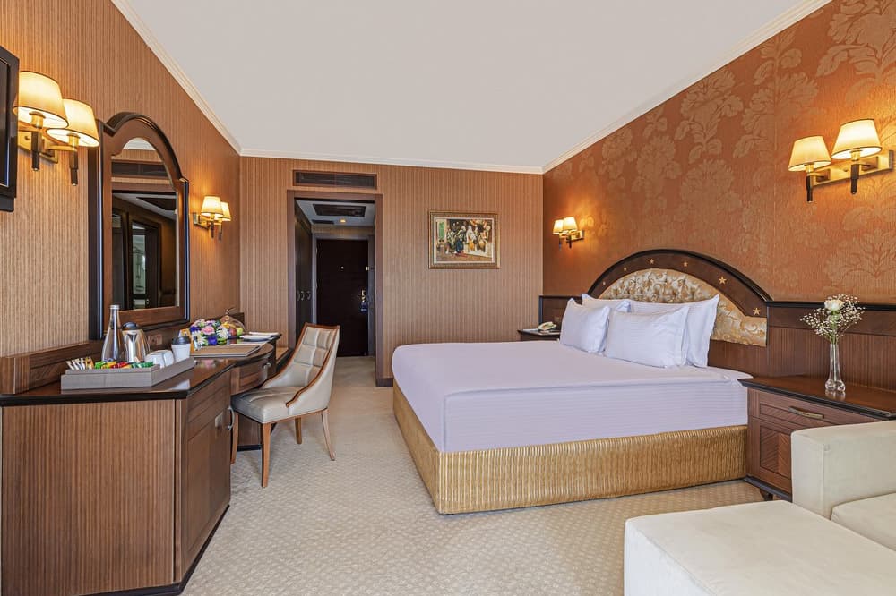 هتل Megasaray Westbeach Antalya آنتالیا