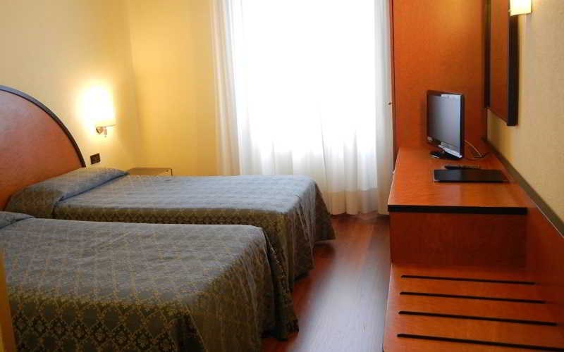 هتل Delle Nazioni میلان