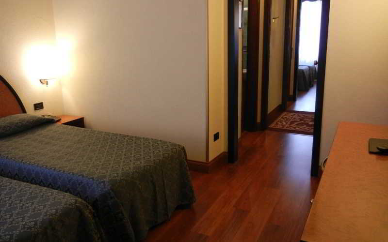 هتل Delle Nazioni میلان