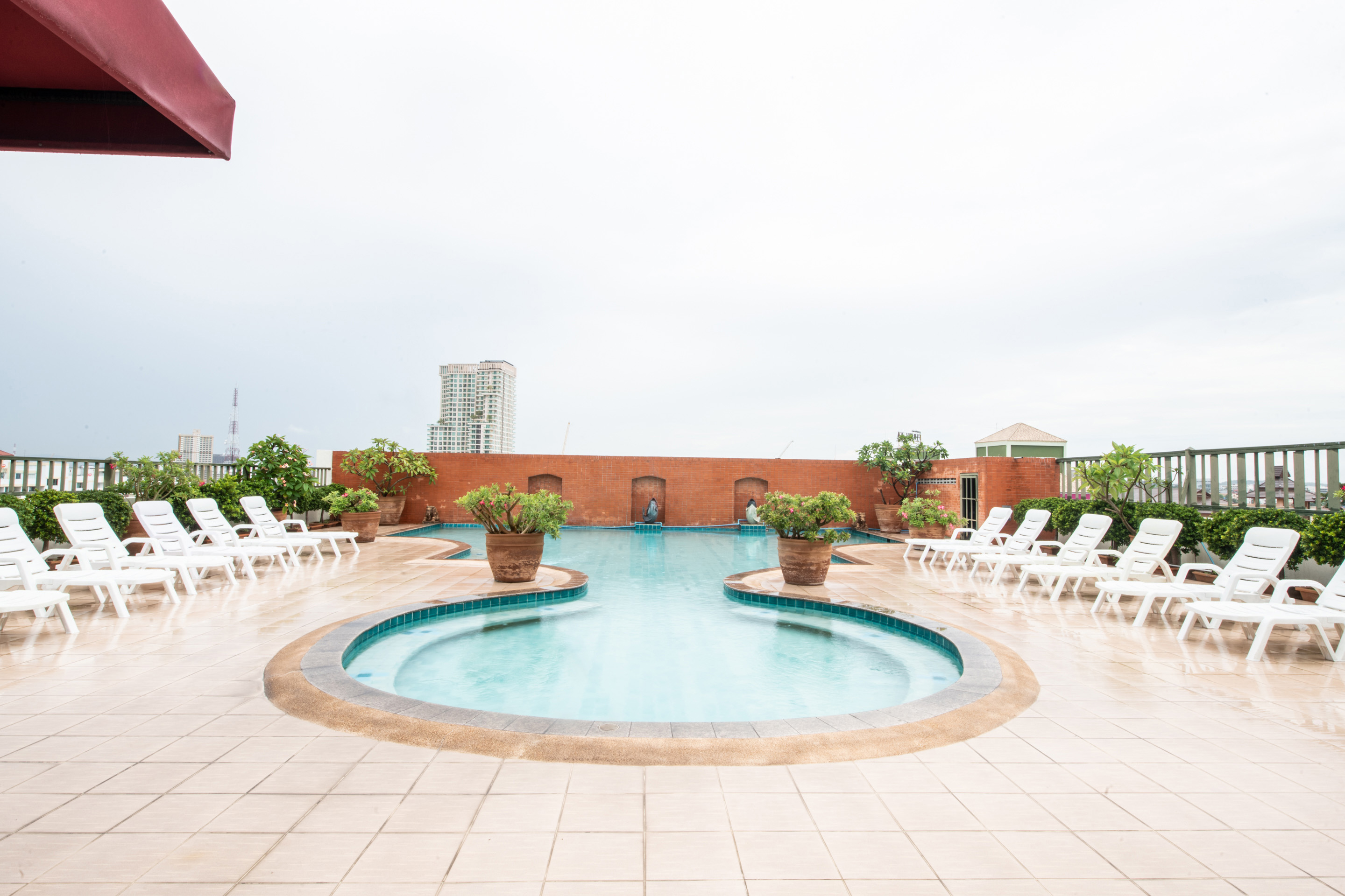 هتل OYO 144 Piyada Residence Pattaya پاتایا