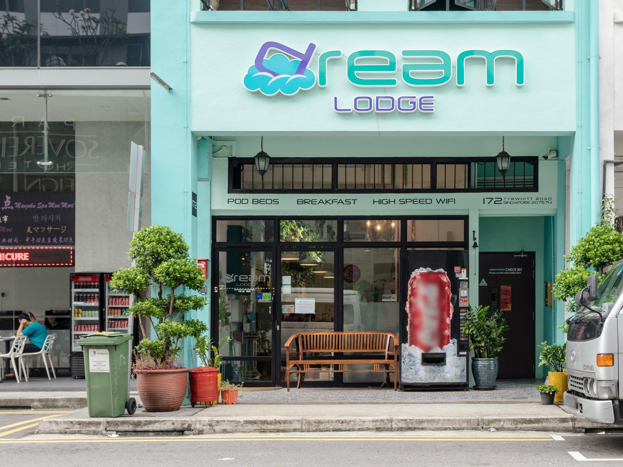 Alibaba https://cdn.alibaba.ir/ostorage/hotel/images/DC4541B3/7441AB479E60206822F073F6A7227E79.jpg