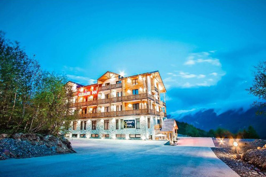 هتل Gudauri Inn Gudauri