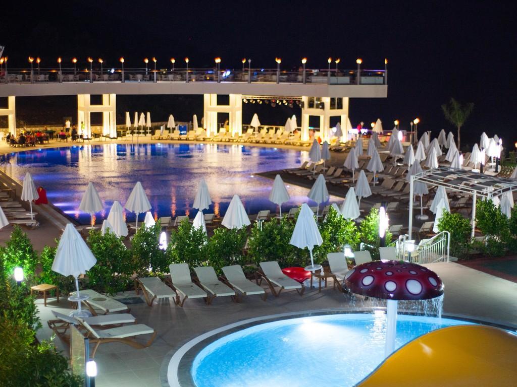 هتل Orka Sunlife Resort Hotel & Aquapark Oludeniz