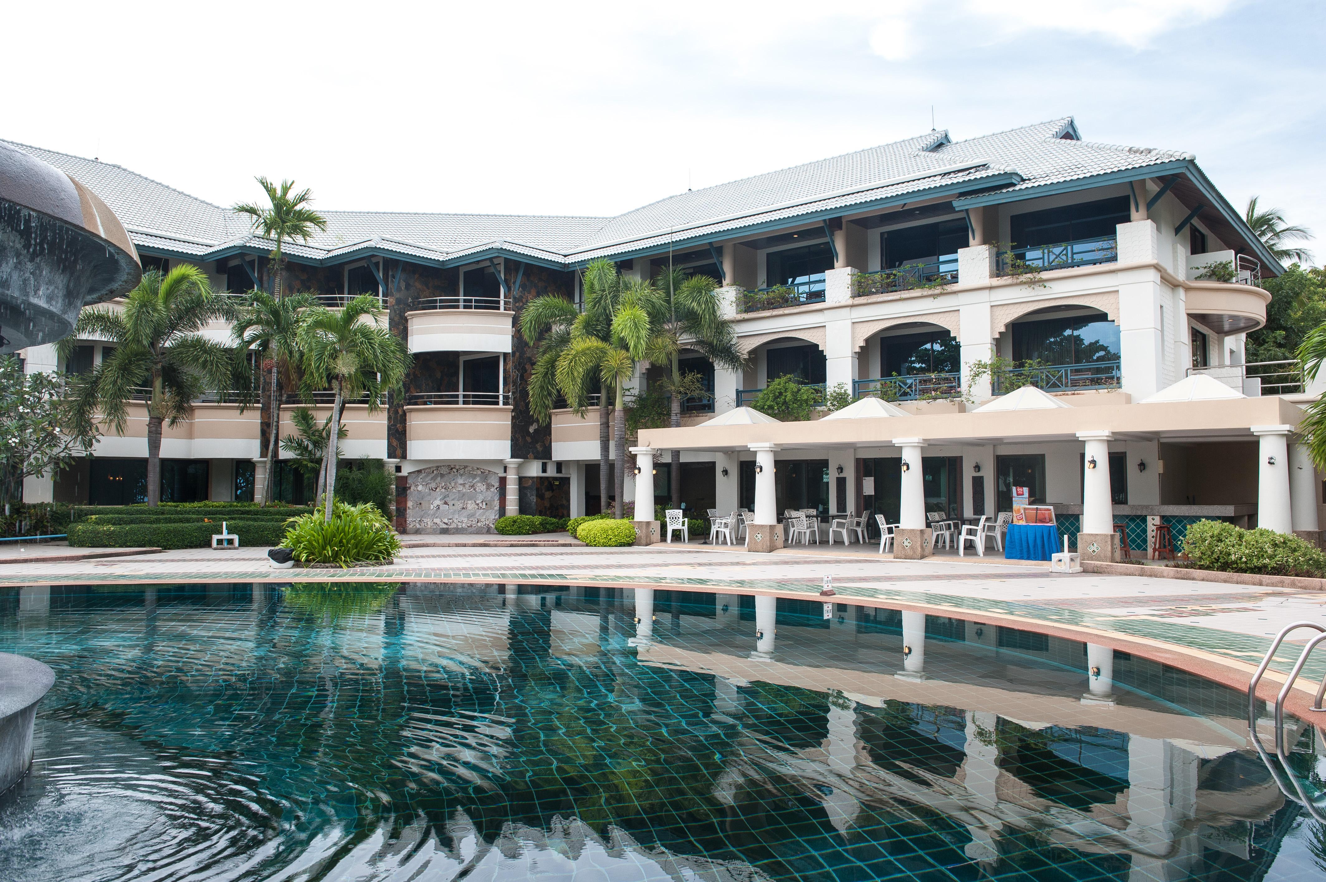 Alibaba https://cdn.alibaba.ir/ostorage/hotel/images/DD9F6D6/975BFC930E9CEFD456C1FE800279F861.jpg