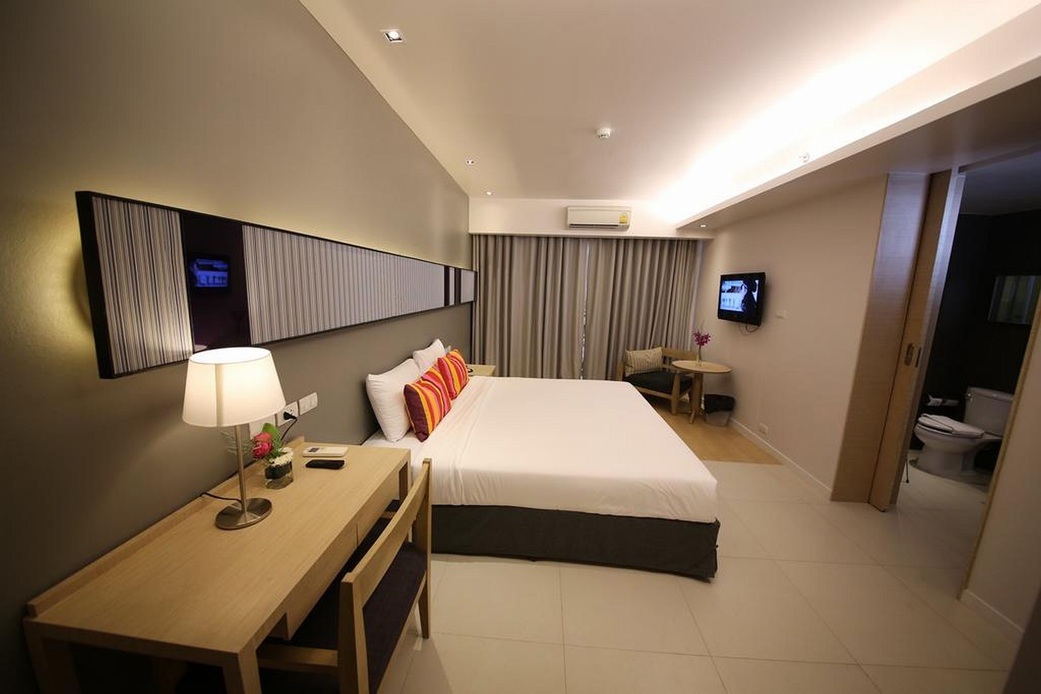 هتل The Sun Xclusive پاتایا