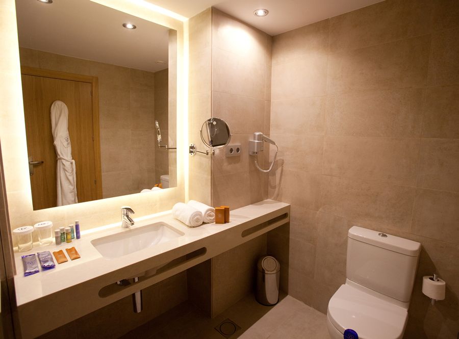 Alibaba https://cdn.alibaba.ir/ostorage/hotel/images/DE51D30C/9CEC0D6E7EBBED587FEA3F6EA86AF091.jpg