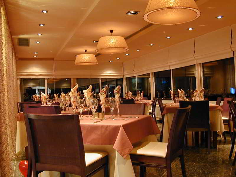 هتل Myrto Hotel Nea Makri