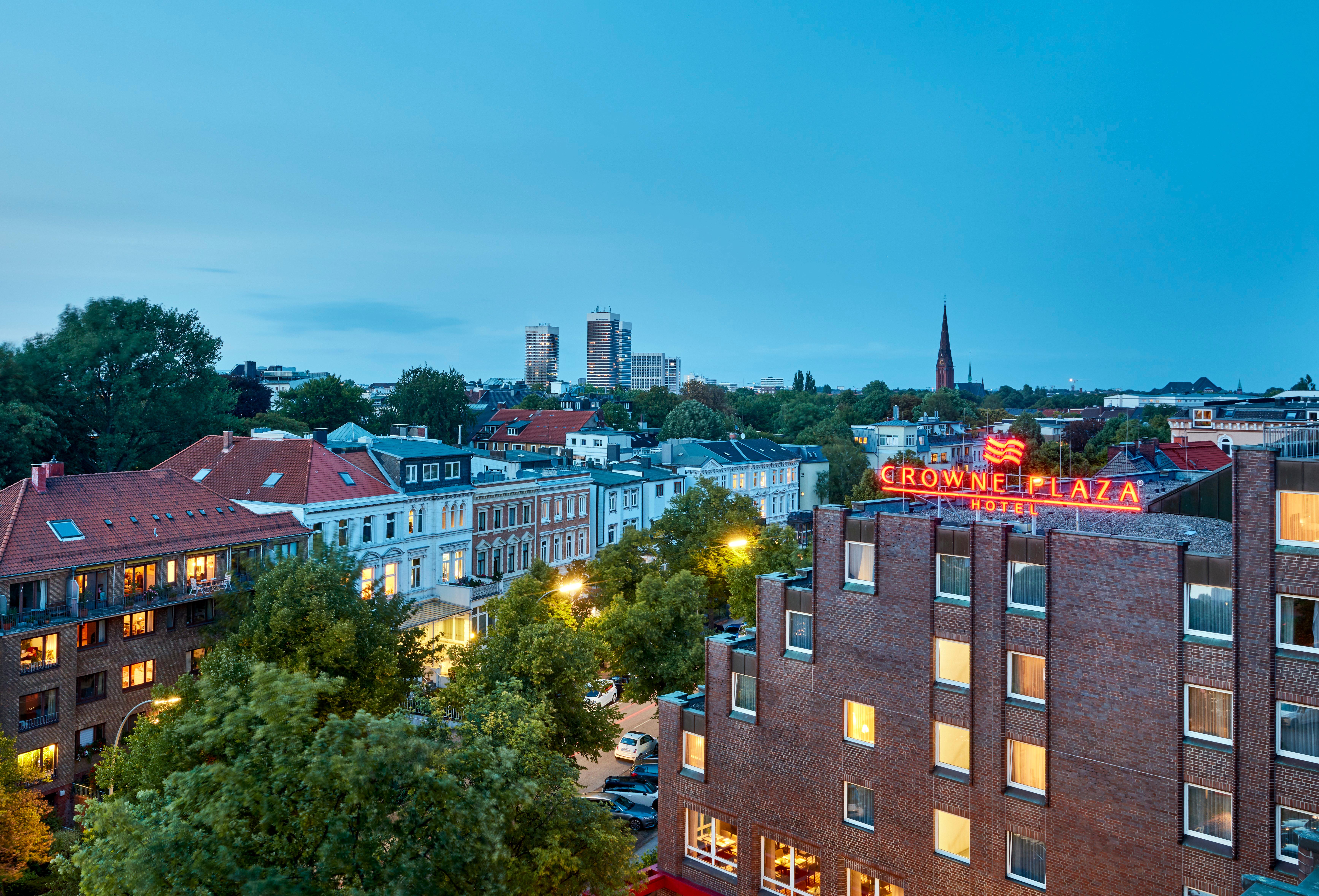 Alibaba https://cdn.alibaba.ir/ostorage/hotel/images/DF2CD32C/87BAA386F4DF042B796C368463787699.jpg