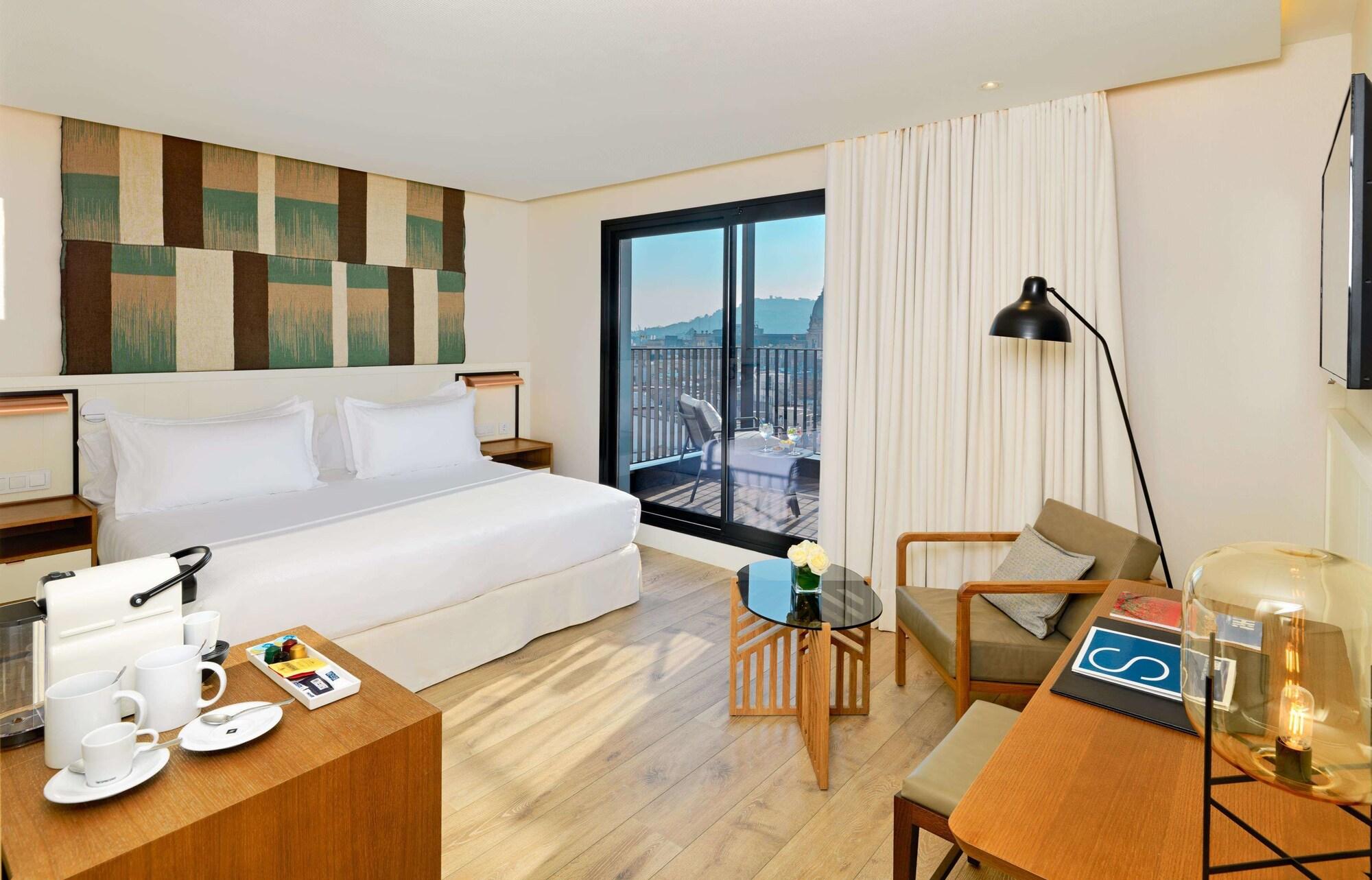 هتل H10 Cubik بارسلونا