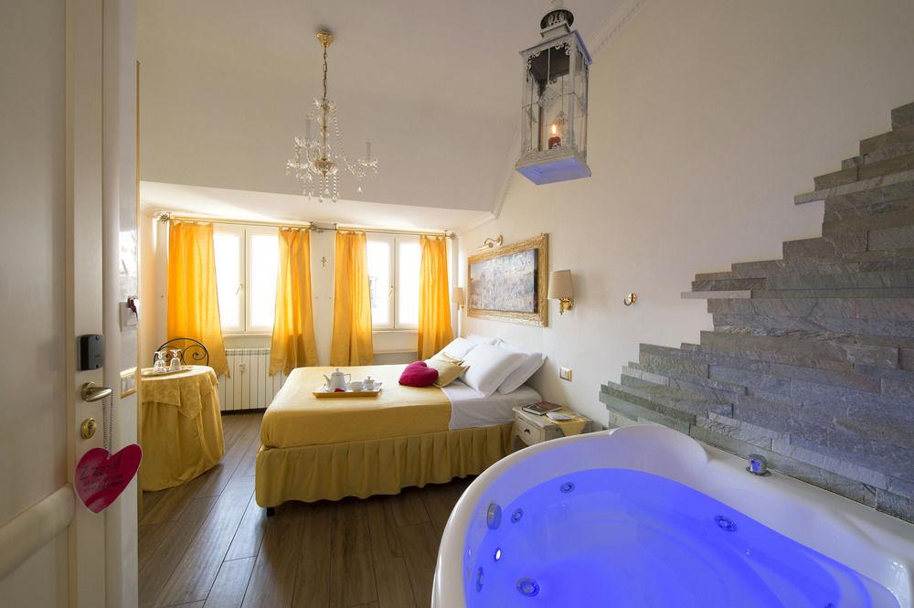 هتل Suites Roma Tiburtina رم