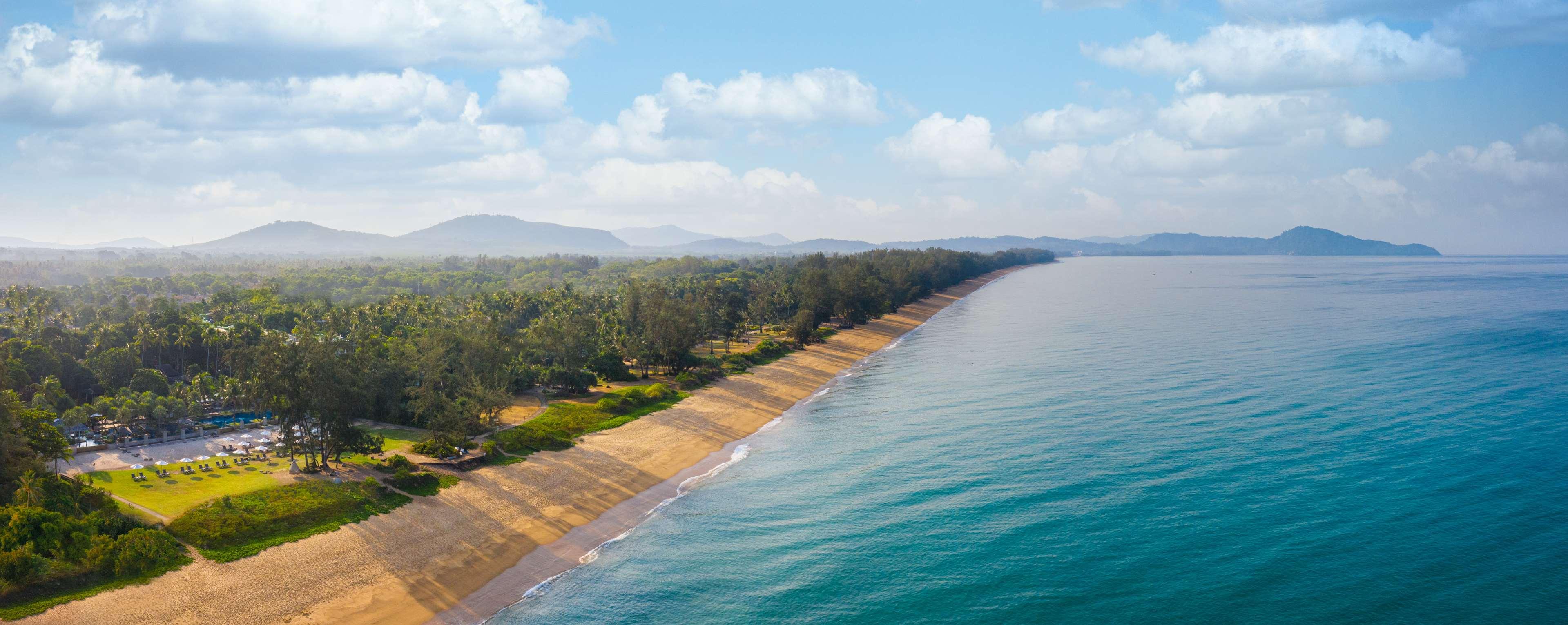 هتل Anantara Mai Khao Phuket Villas Mai Khao Beach