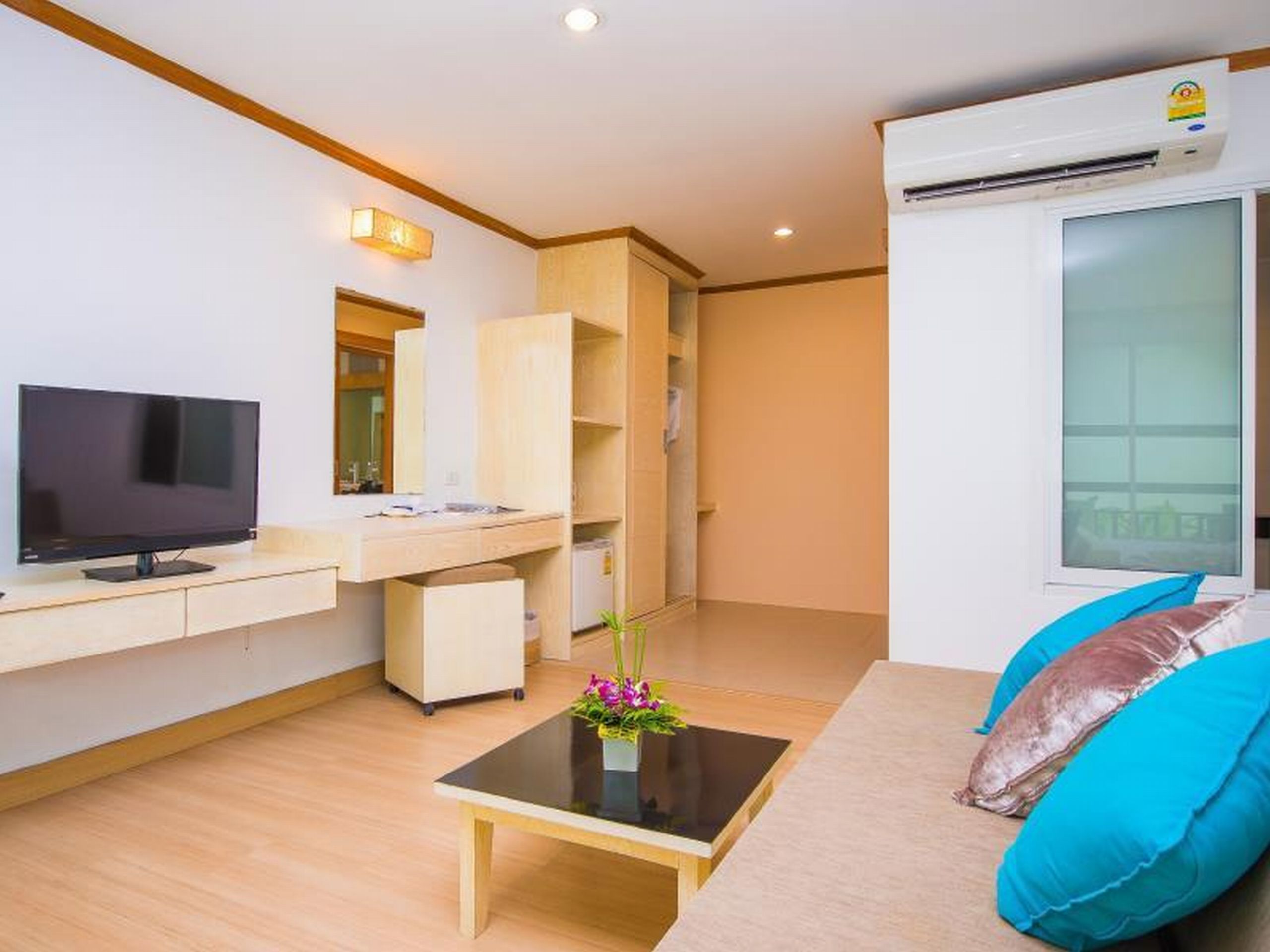 هتل Phuket Island View Karon