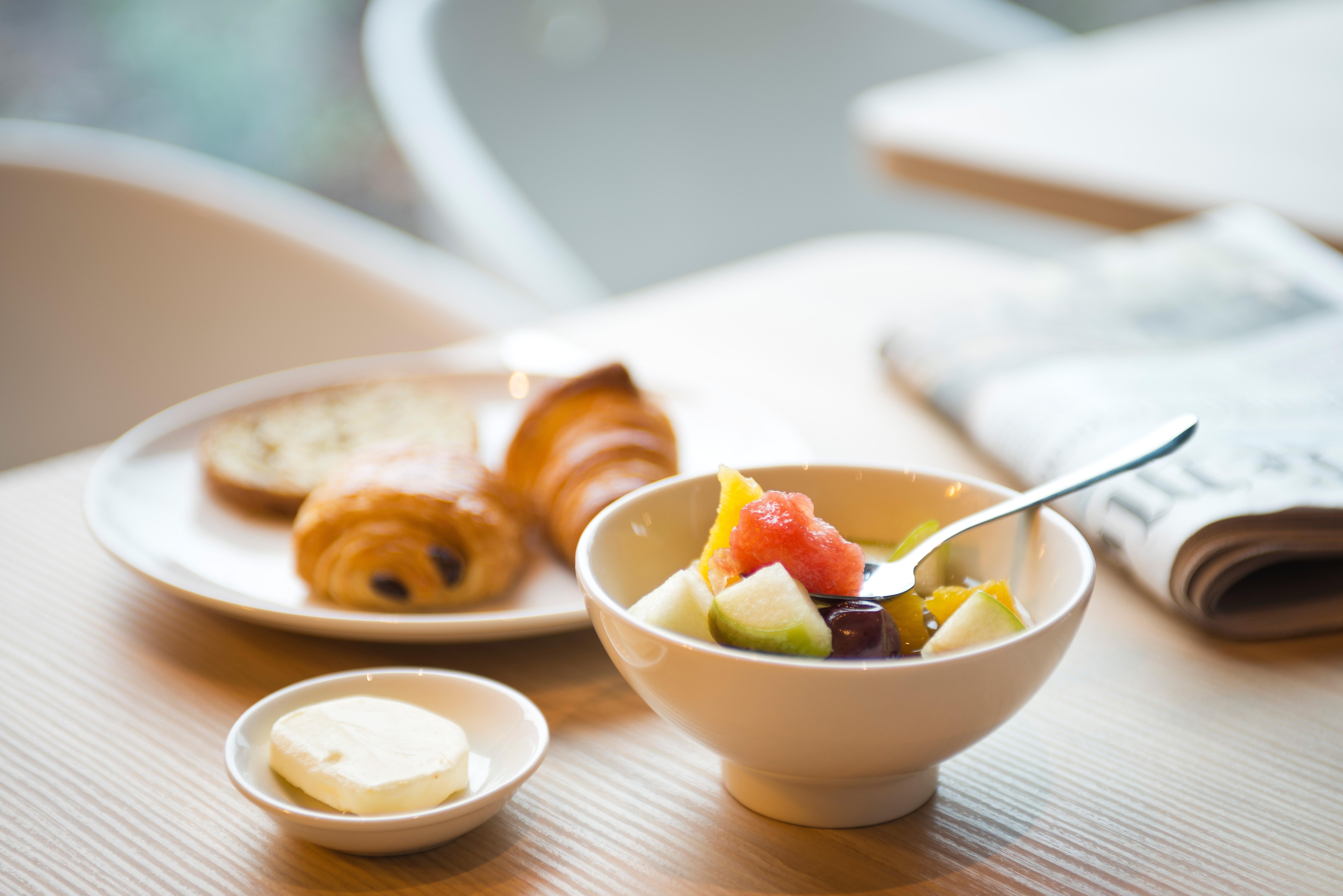 هتل نماد پاریس رویسی سی دی جی Roissy-en-France