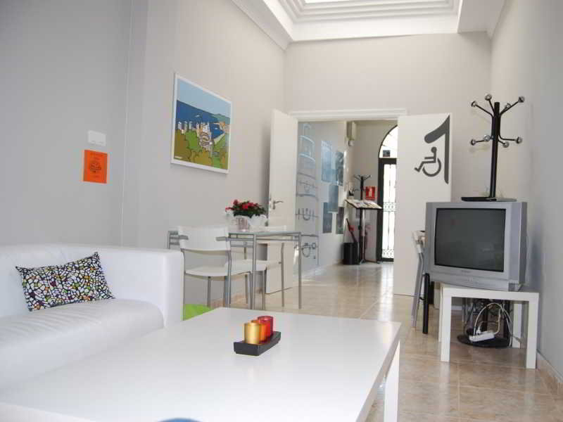 هتل Malaga Hostel مالاگا