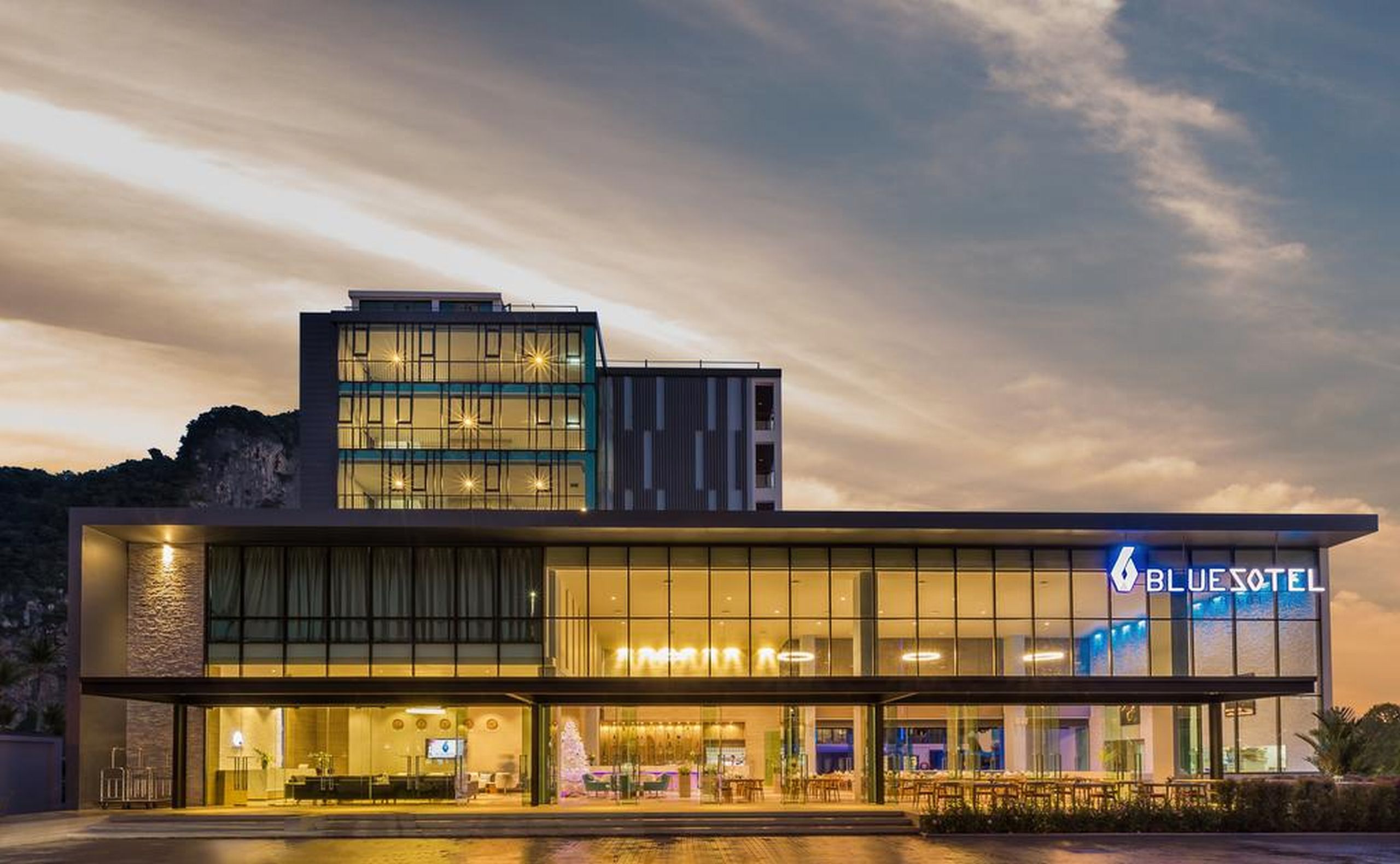 Alibaba https://cdn.alibaba.ir/ostorage/hotel/images/E4927F4D/8EE9F8FB237C768FB8095FD7DF8FED52.jpg