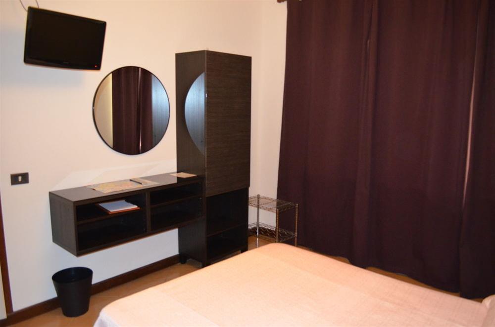 هتل Adria مستر