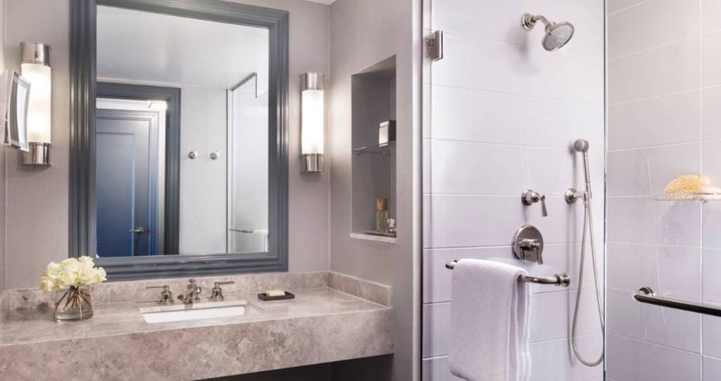 هتل Four Seasons Hotel Atlanta آتلانتا