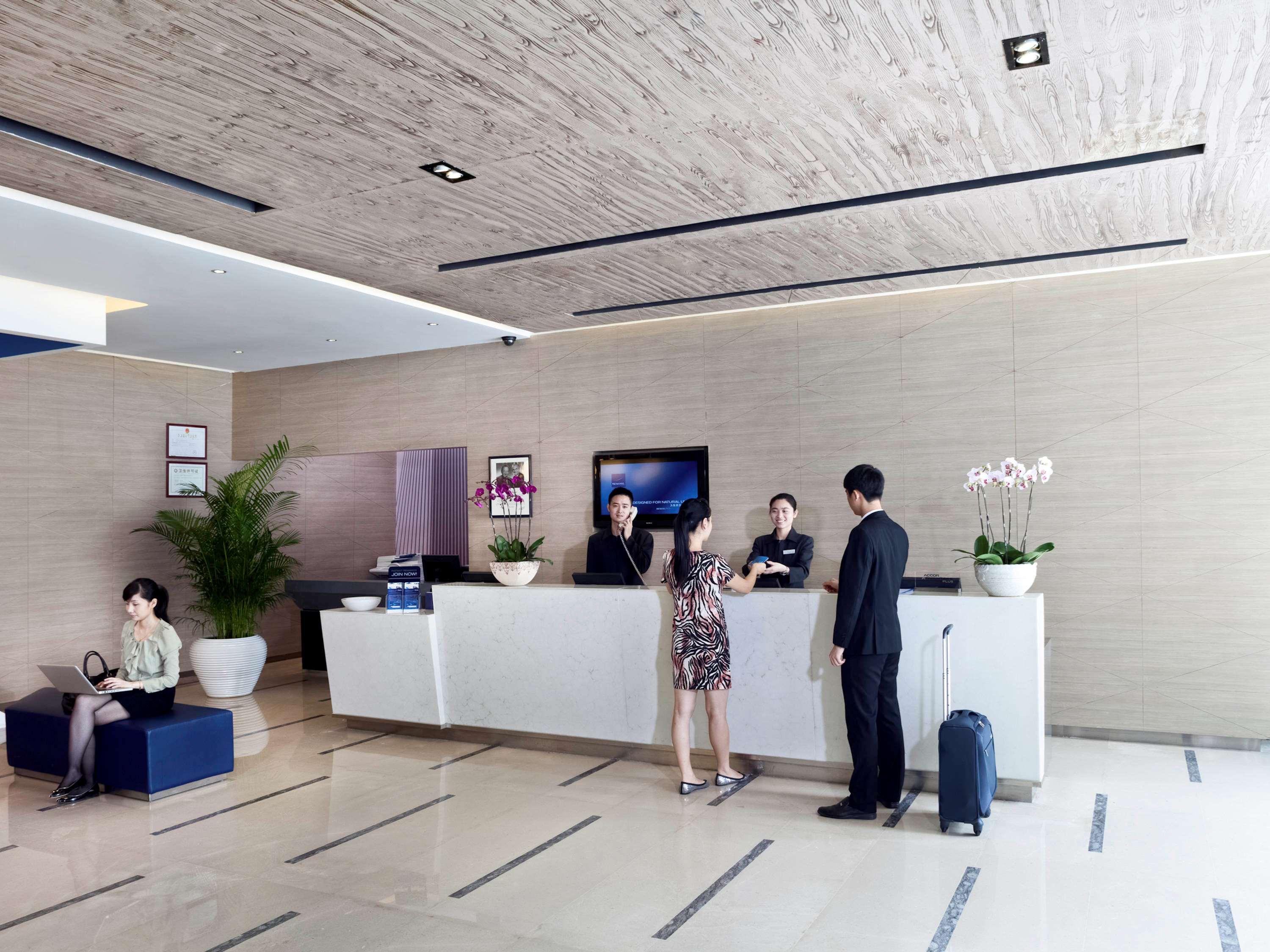 هتل Novotel Shenzhen Watergate Shenzhen