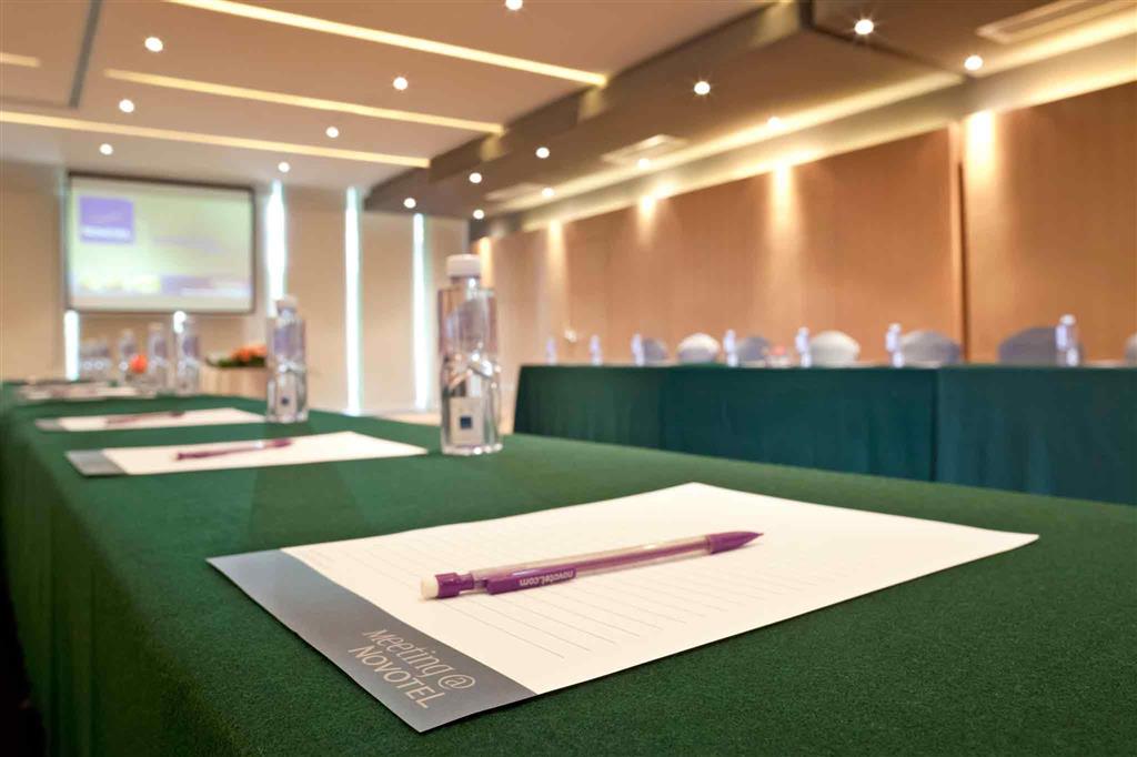 هتل Novotel Shenzhen Watergate Shenzhen