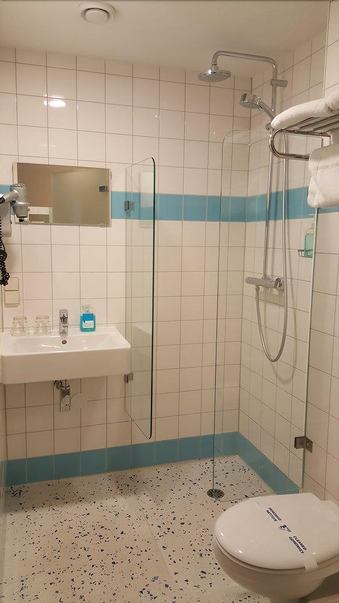 هتل Hotel Corner House آمستردام