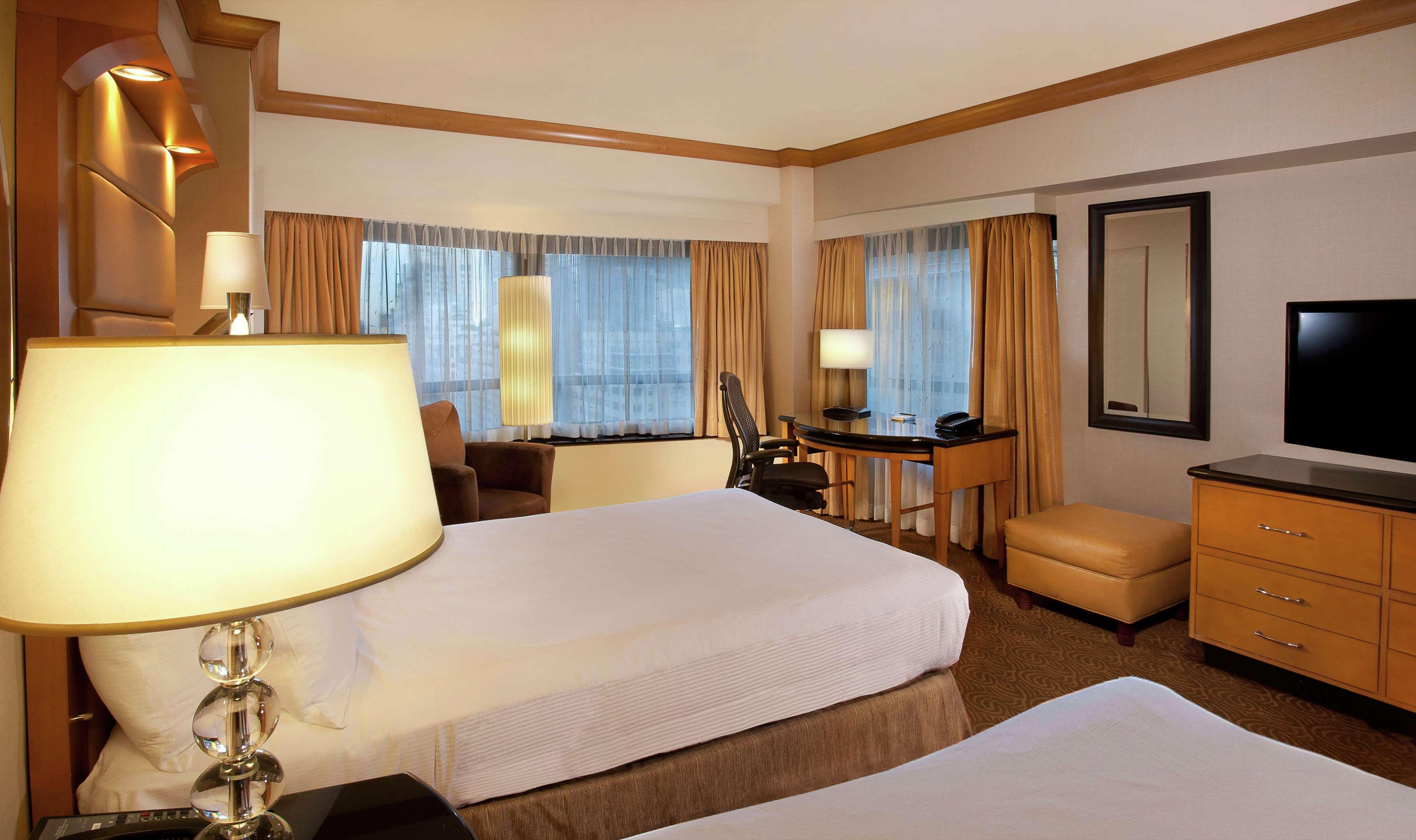 هتل New York Hilton Midtown New York