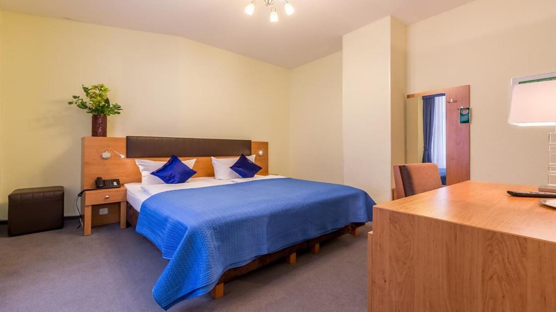 هتل Hotel Expo فرانکفورت