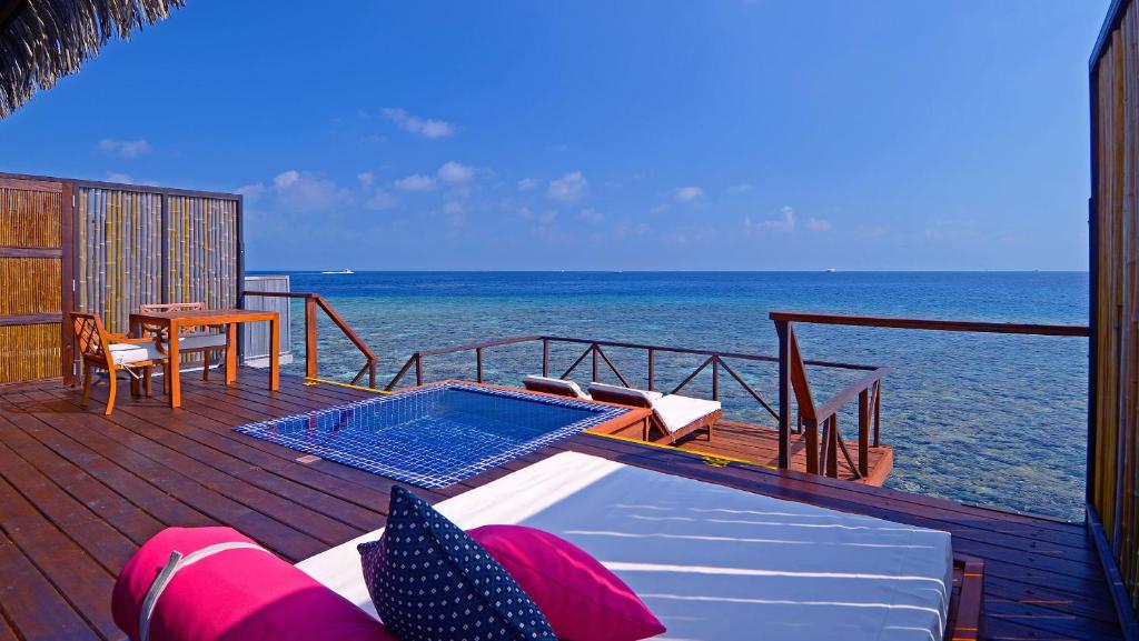 هتل Adaaran Prestige Vadoo Vaadhoo