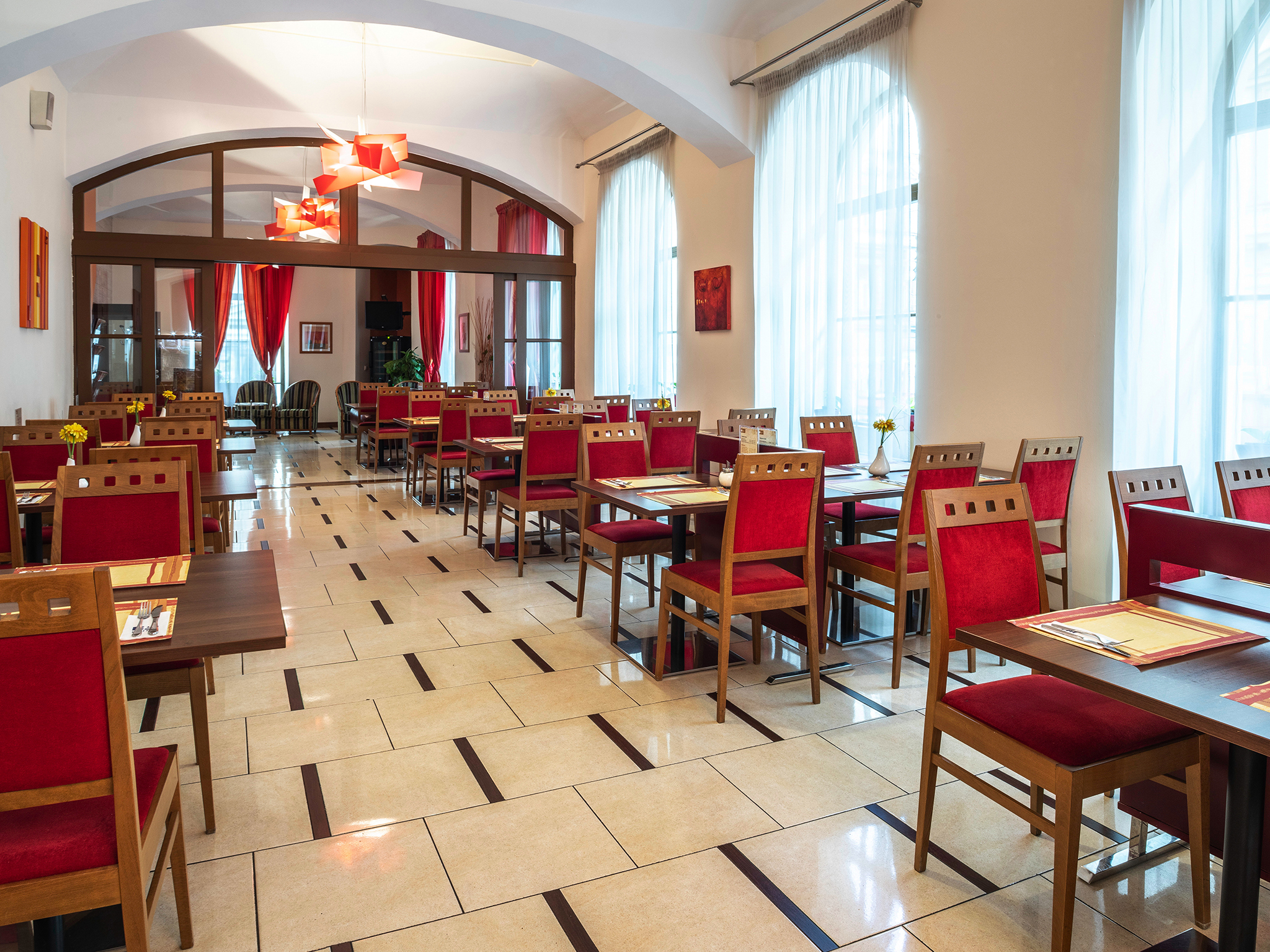 هتل EA Hotel Sonata پراگ