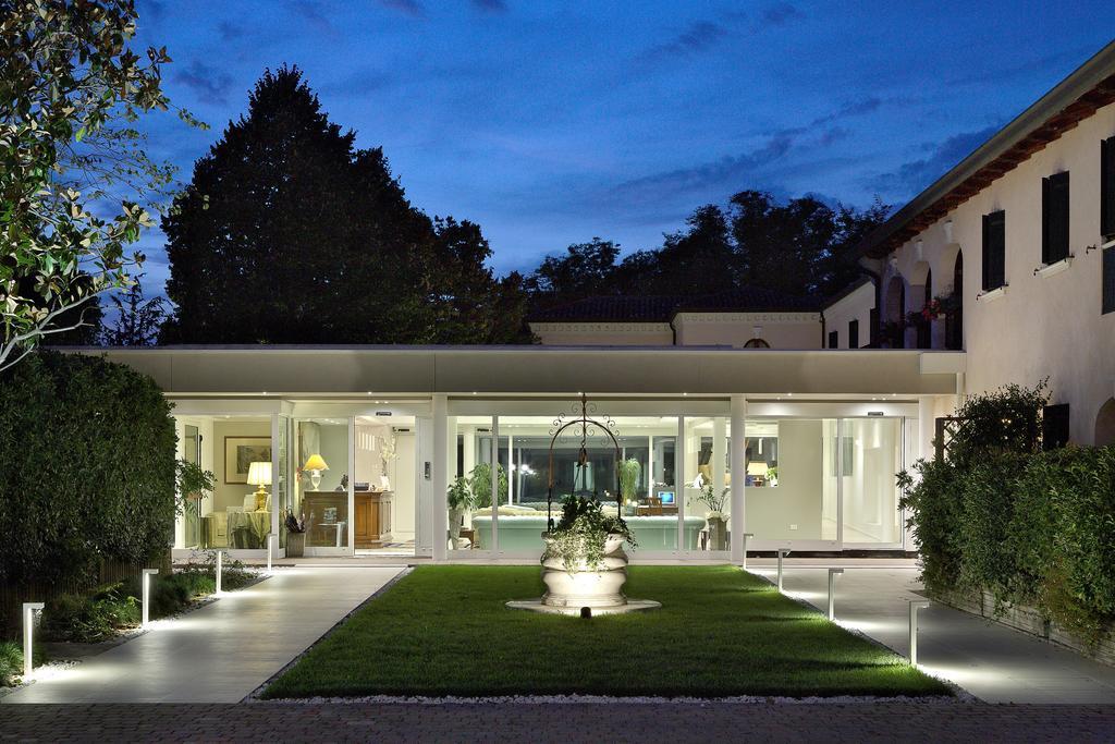 Alibaba https://cdn.alibaba.ir/ostorage/hotel/images/EB443583/A0111BC12BDFE95C0541507429E22829.jpg