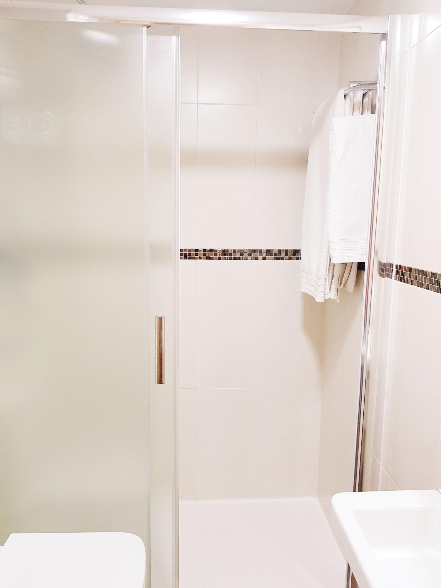 هتل هاستل پورتا بونیتا مادرید