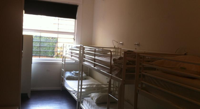 هتل 360 Hostel Barcelona بارسلونا