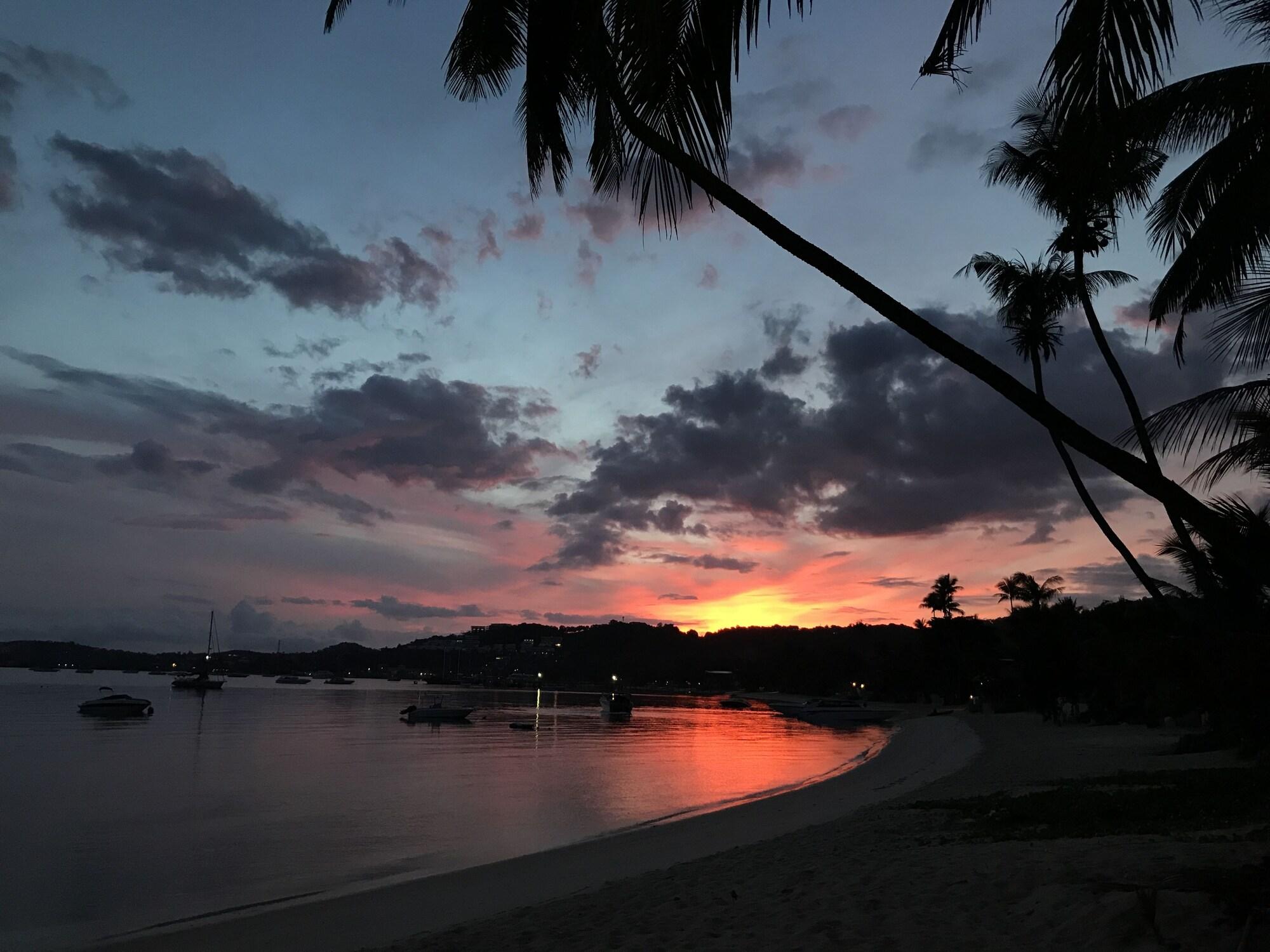 هتل The Shore Samui ساموئی