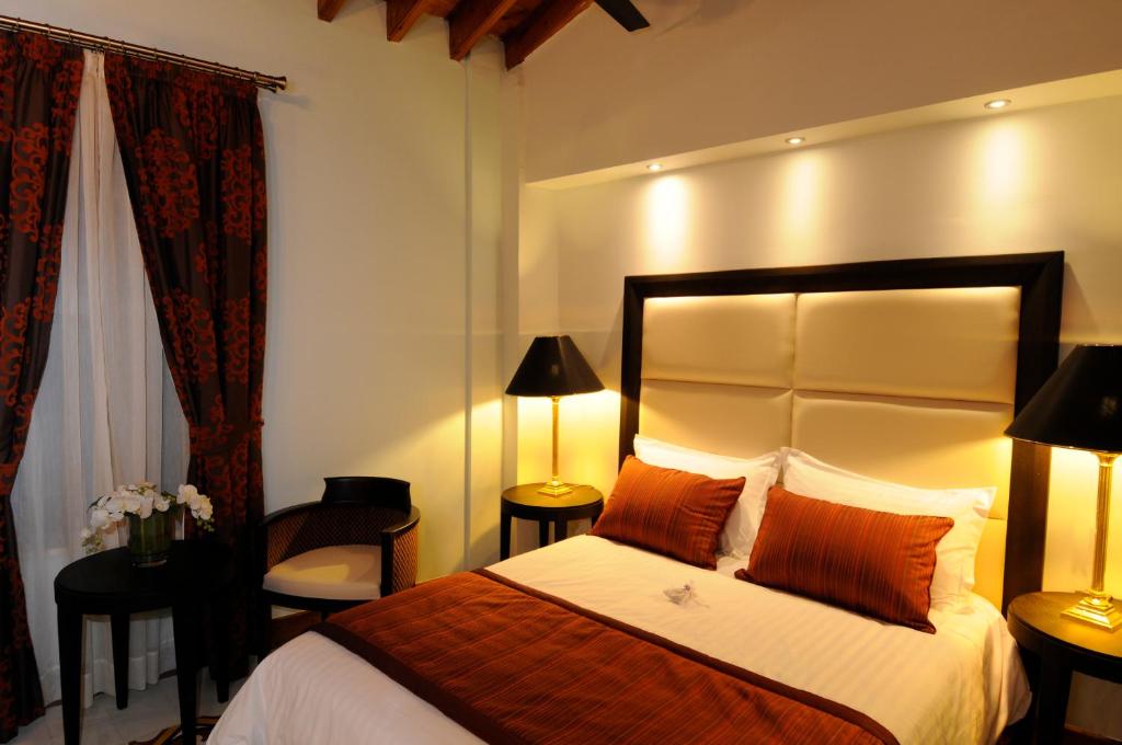 هتل The Library Hotel & Wellness Resort Kalavasos