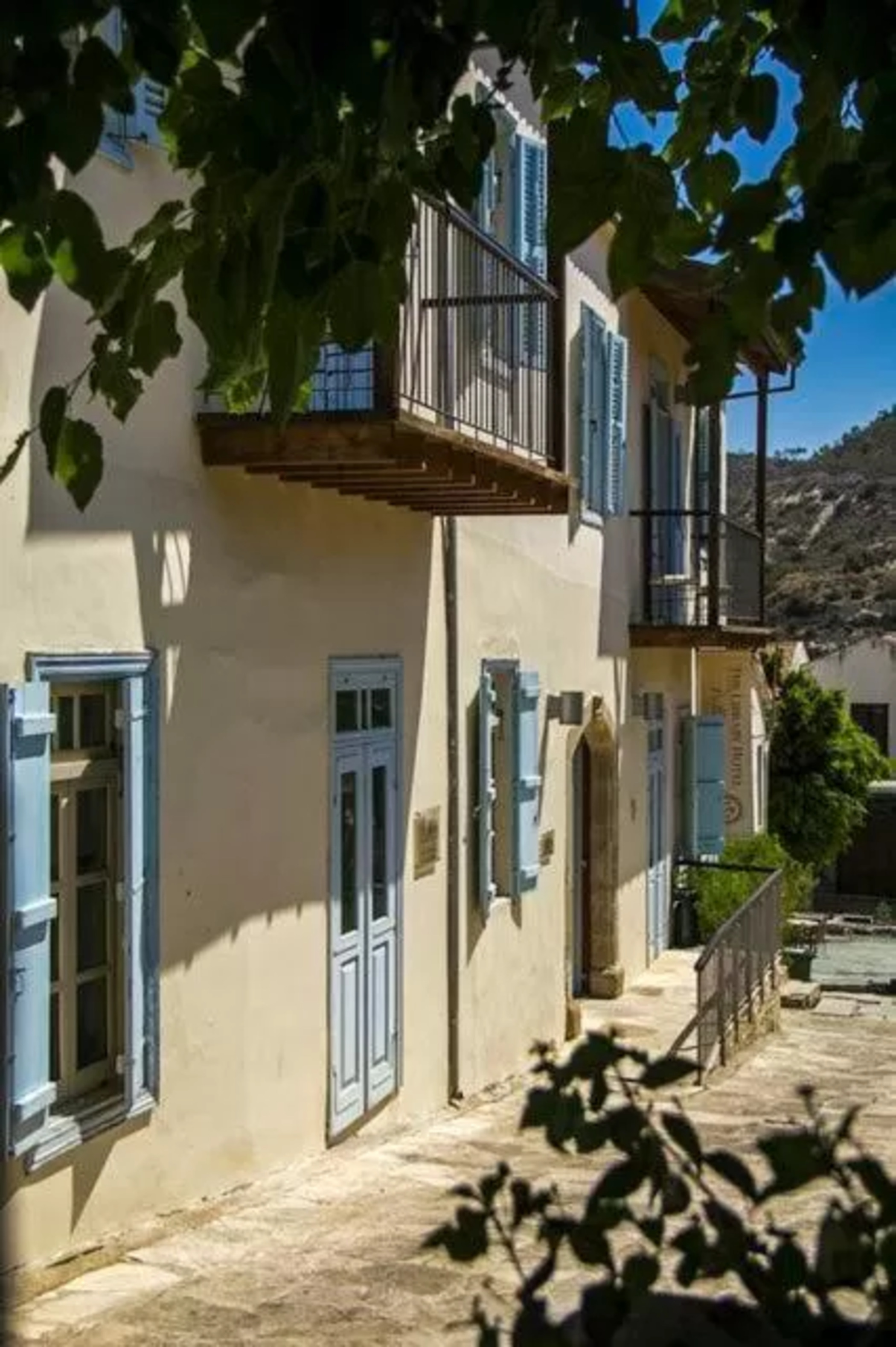 Alibaba https://cdn.alibaba.ir/ostorage/hotel/images/EC37D10E/A96771E8F94CCB6F497B6C8FE4567EF2.jpg