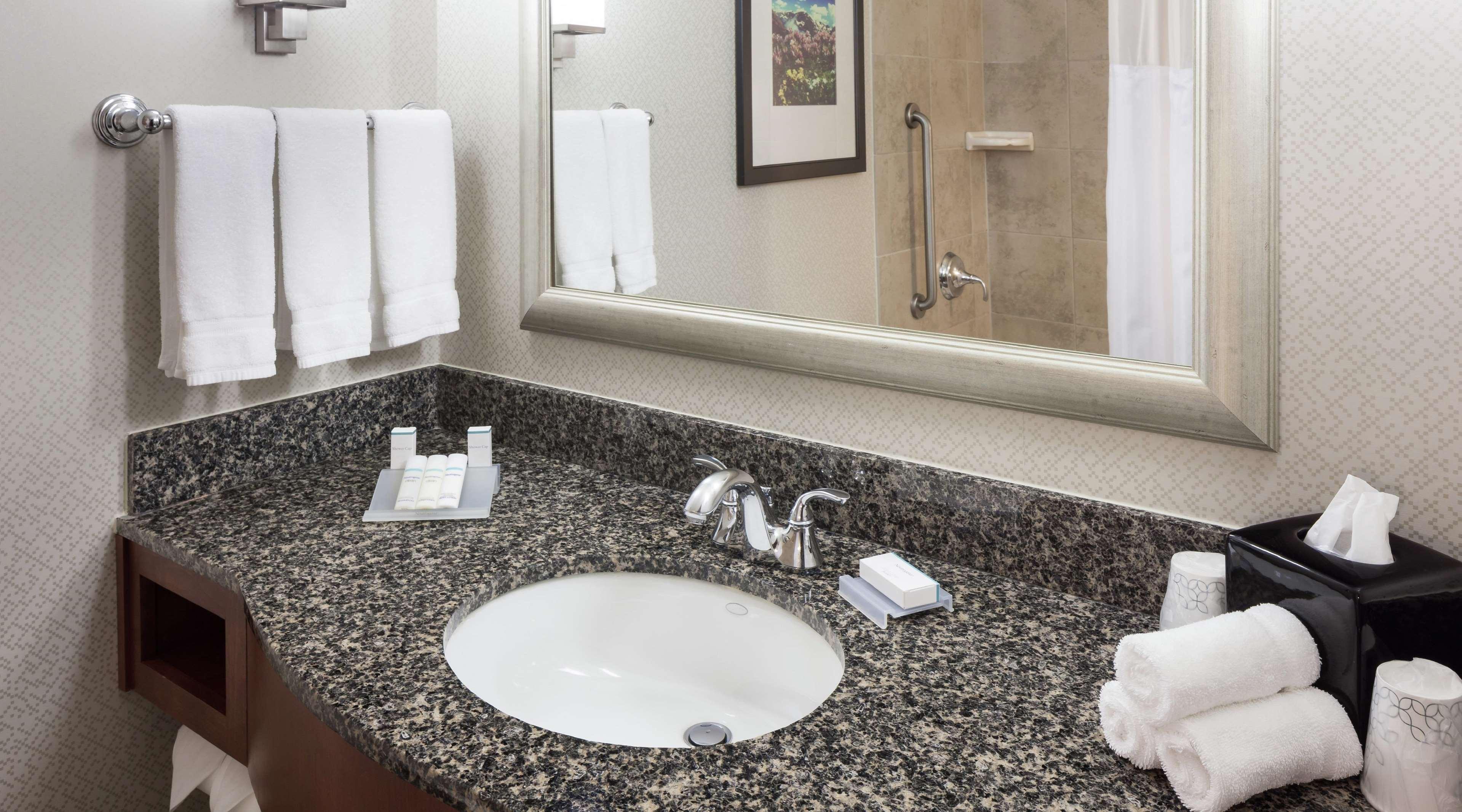 هتل Hilton Garden Inn Denver Downtown Denver