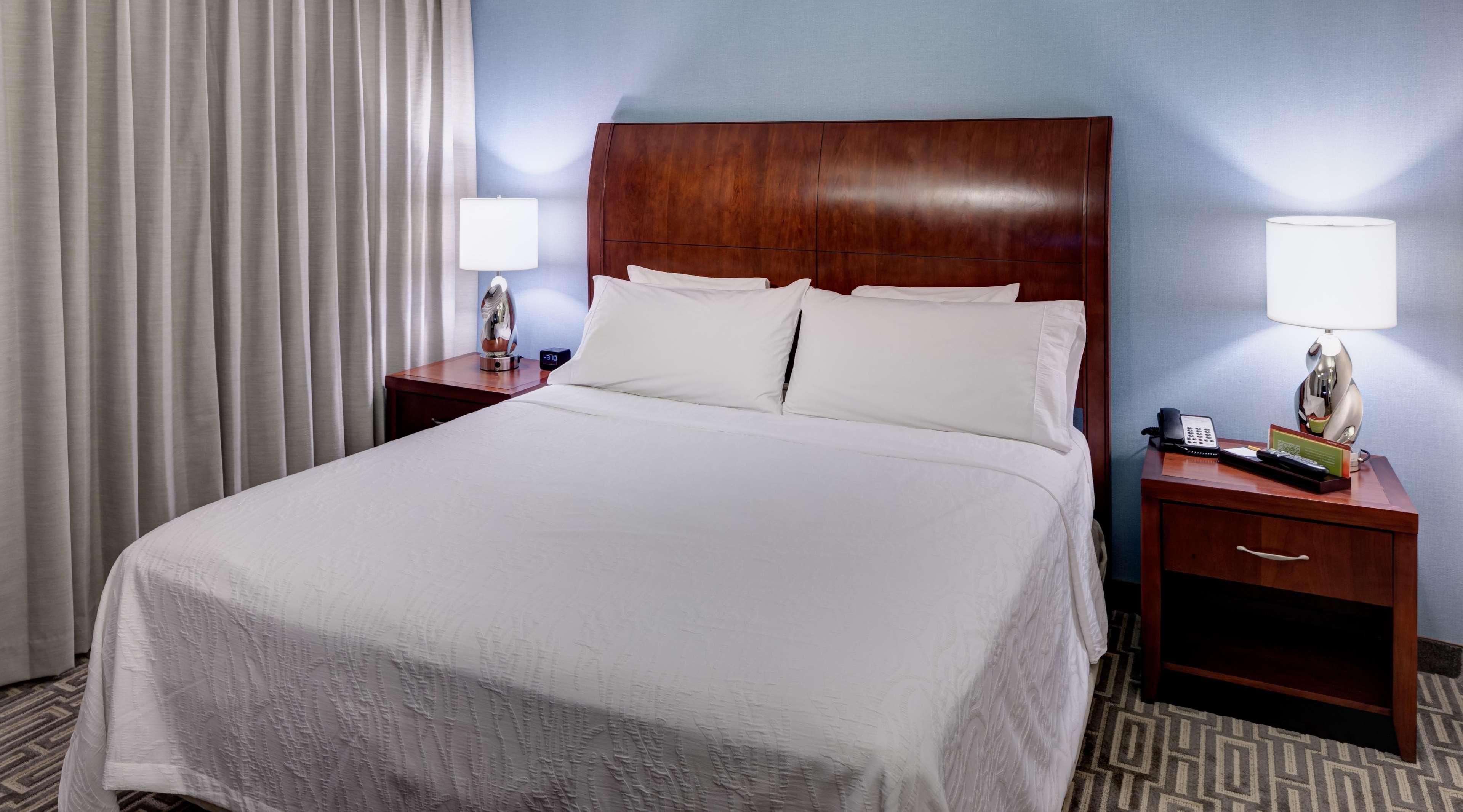 هتل Hilton Garden Inn Denver Downtown Denver